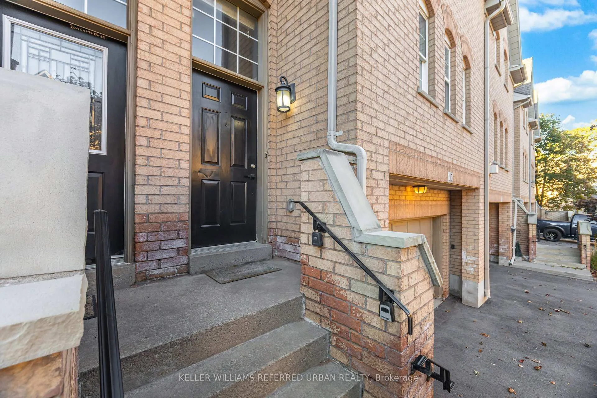 Photo 3 of Unit 10, 8305 Mclaughlin Road S, Brampton, Fletcher's West — HOMEH