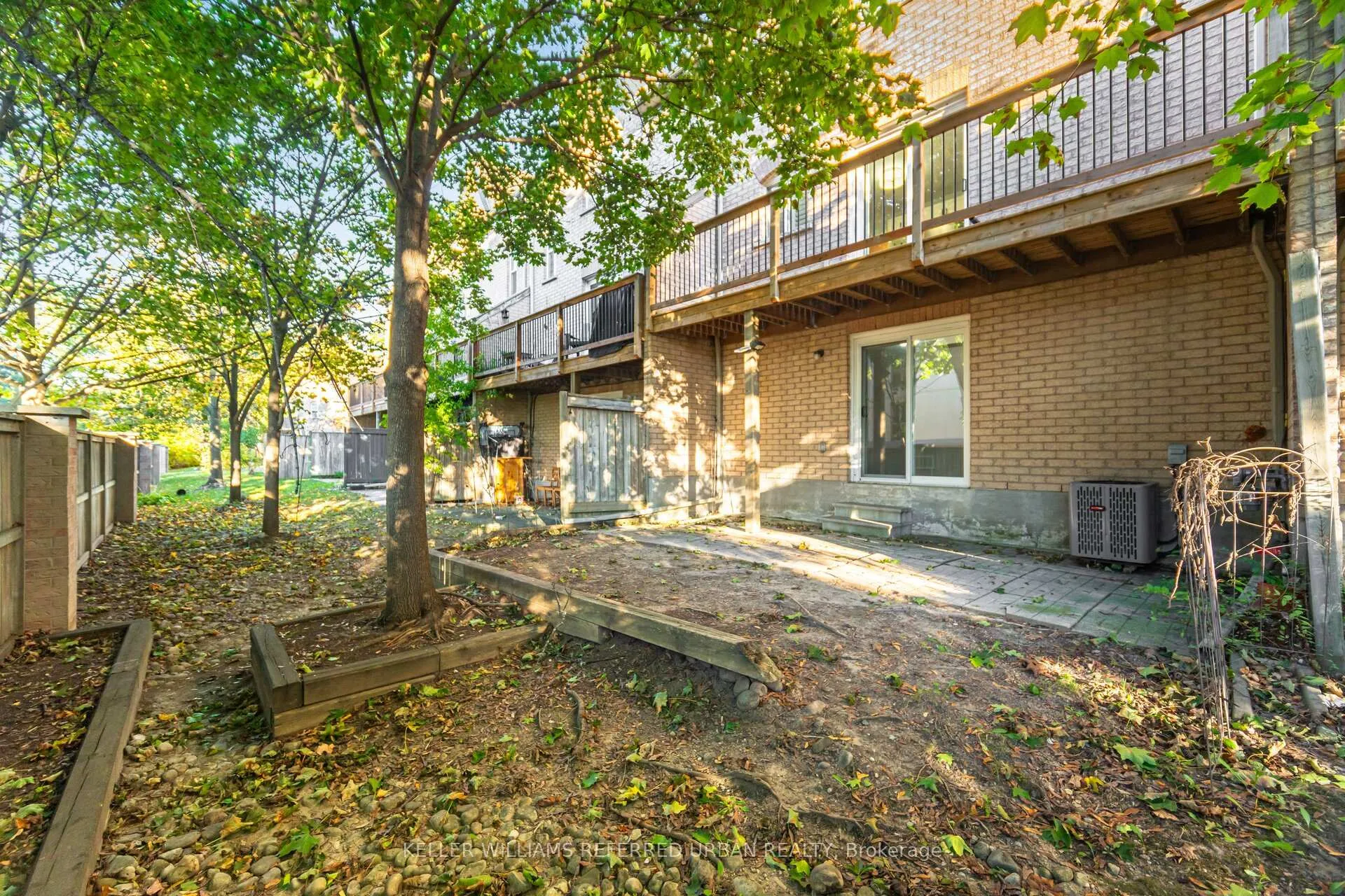Photo 31 of Unit 10, 8305 Mclaughlin Road S, Brampton, Fletcher's West — HOMEH