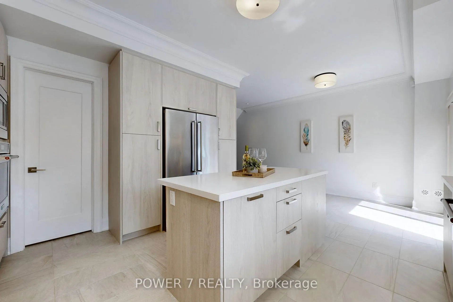 Photo 4 of 57 Gandhi Lane, Markham, Commerce Valley — HOMEH