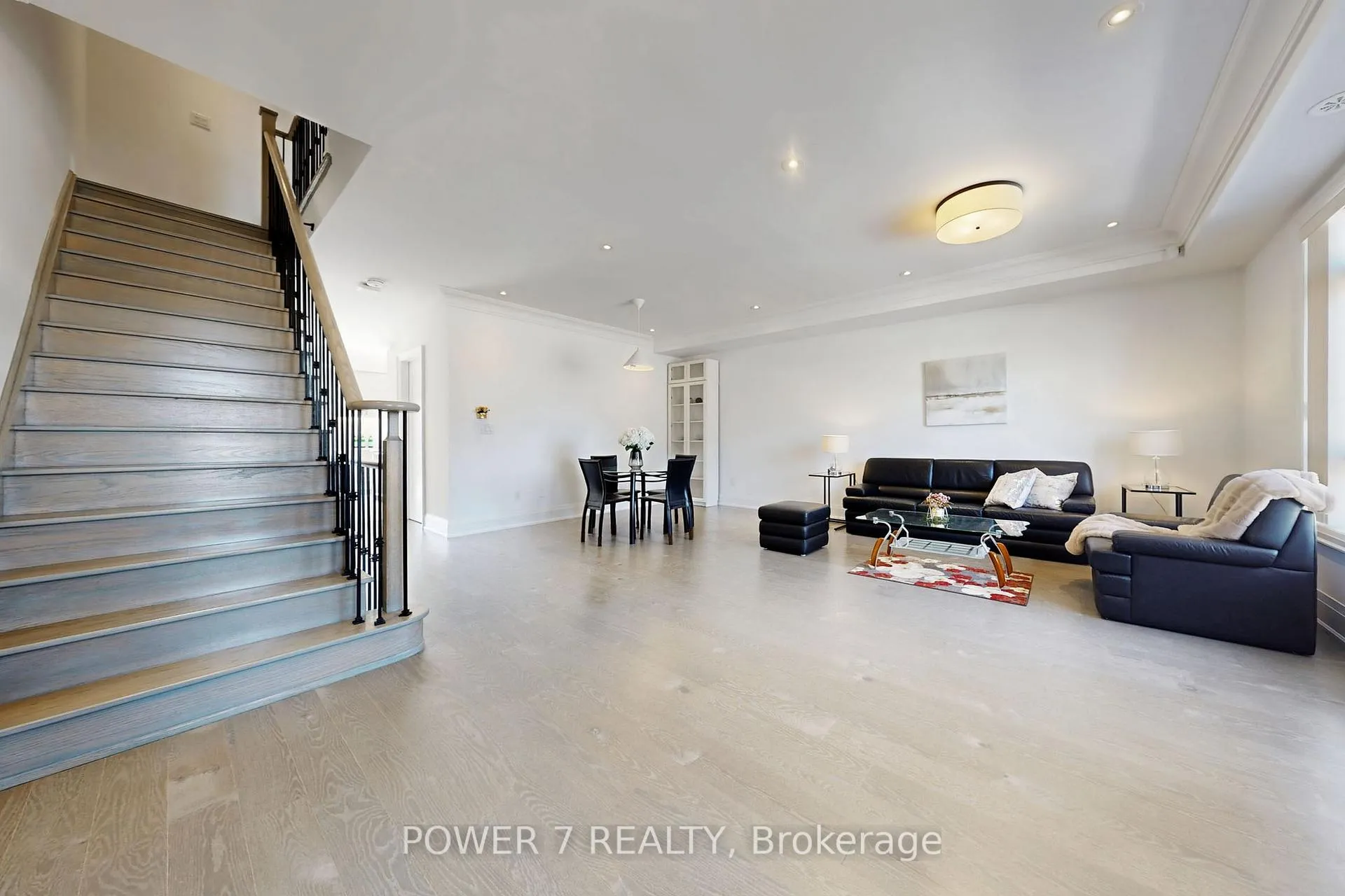 Photo 9 of 57 Gandhi Lane, Markham, Commerce Valley — HOMEH