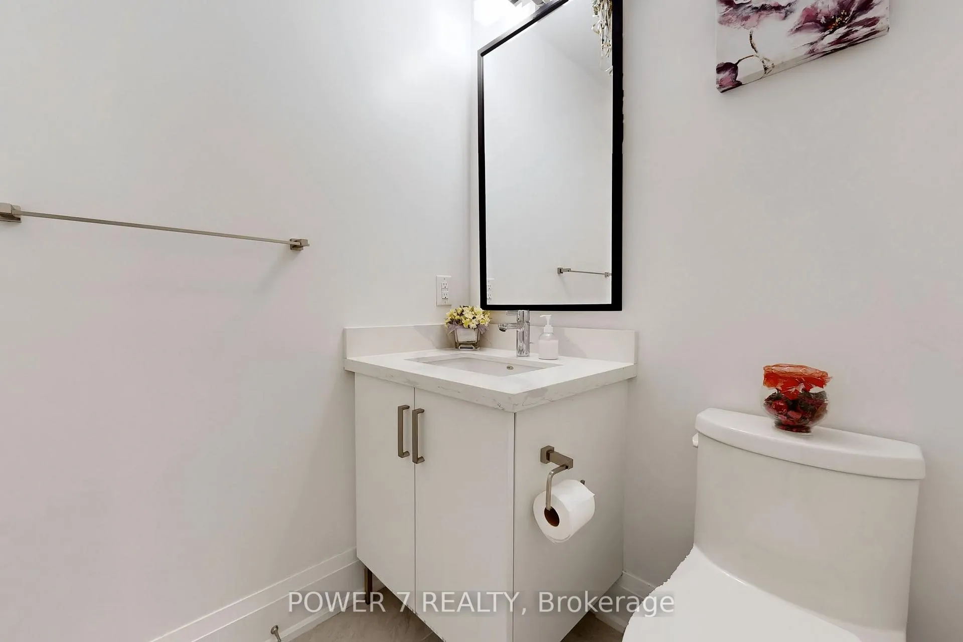 Photo 17 of 57 Gandhi Lane, Markham, Commerce Valley — HOMEH