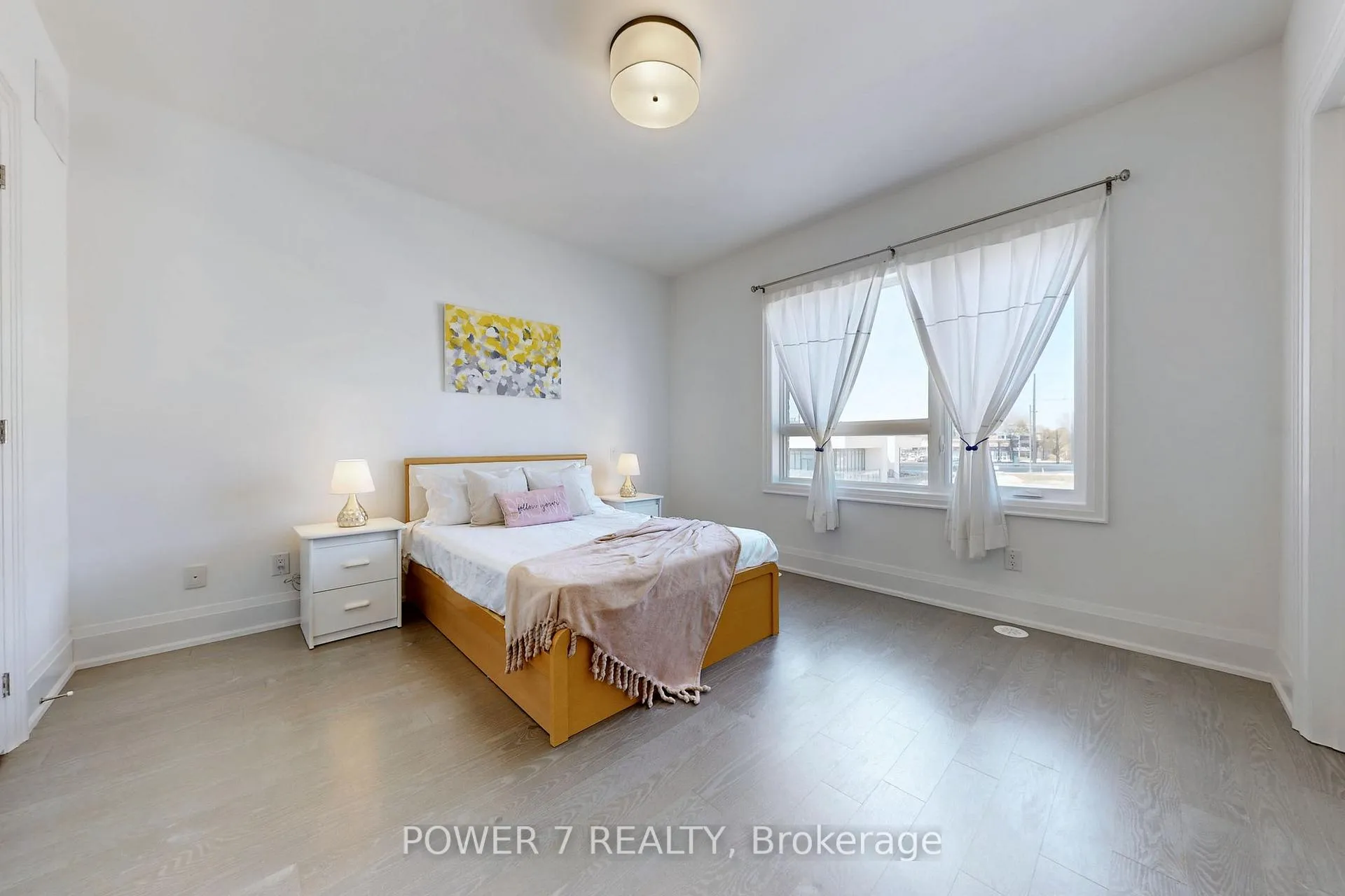 Photo 18 of 57 Gandhi Lane, Markham, Commerce Valley — HOMEH
