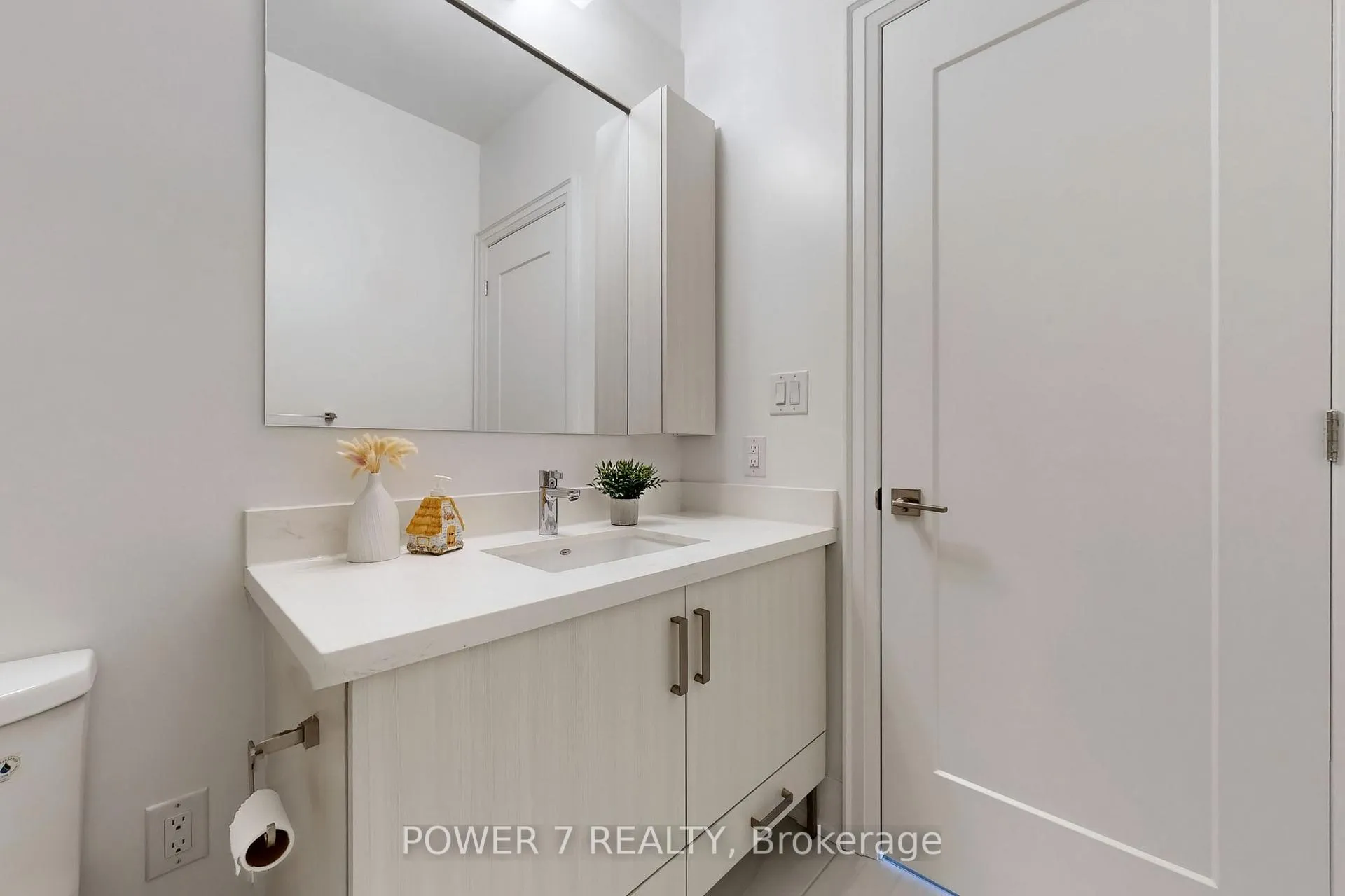 Photo 25 of 57 Gandhi Lane, Markham, Commerce Valley — HOMEH