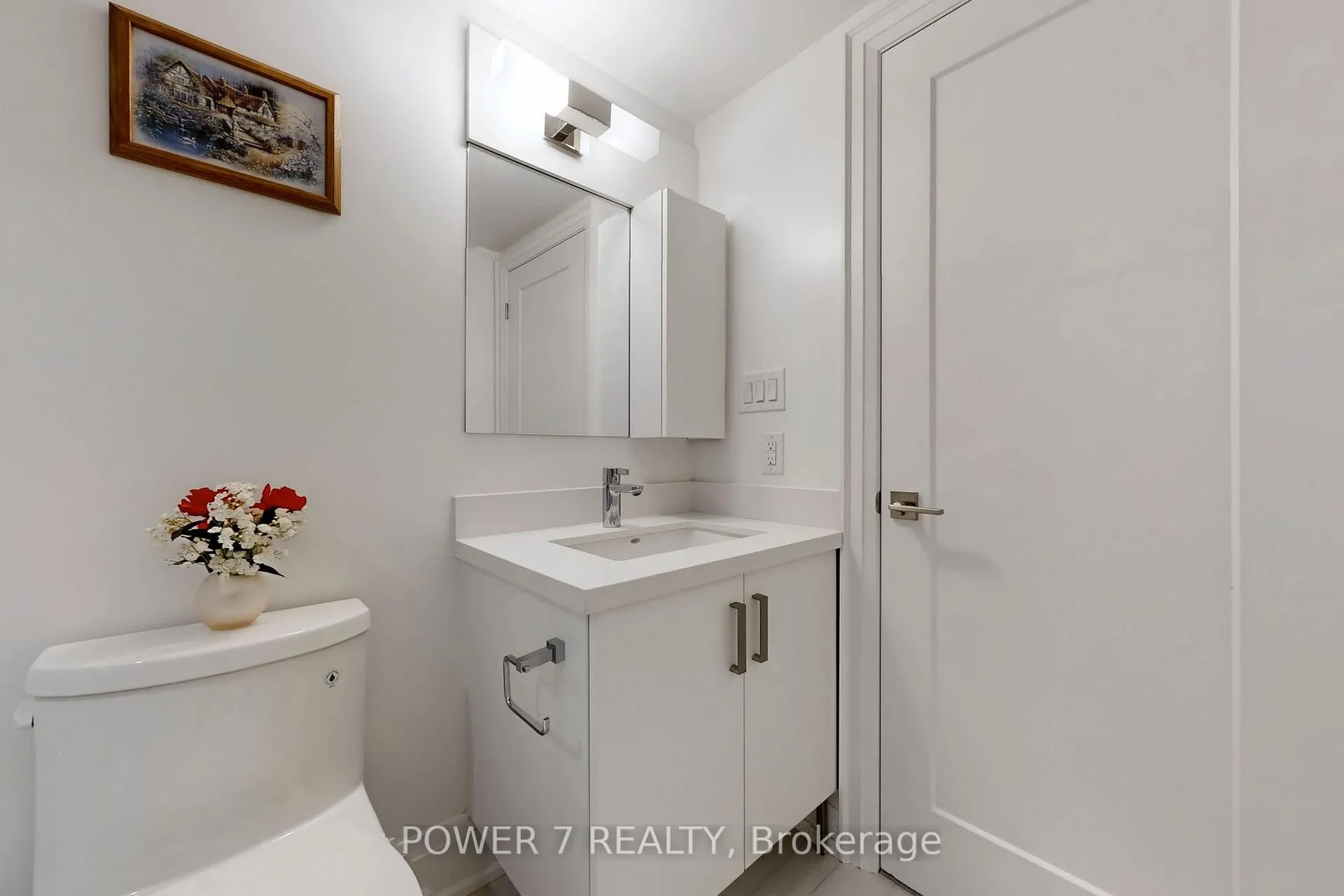 Photo 32 of 57 Gandhi Lane, Markham, Commerce Valley — HOMEH