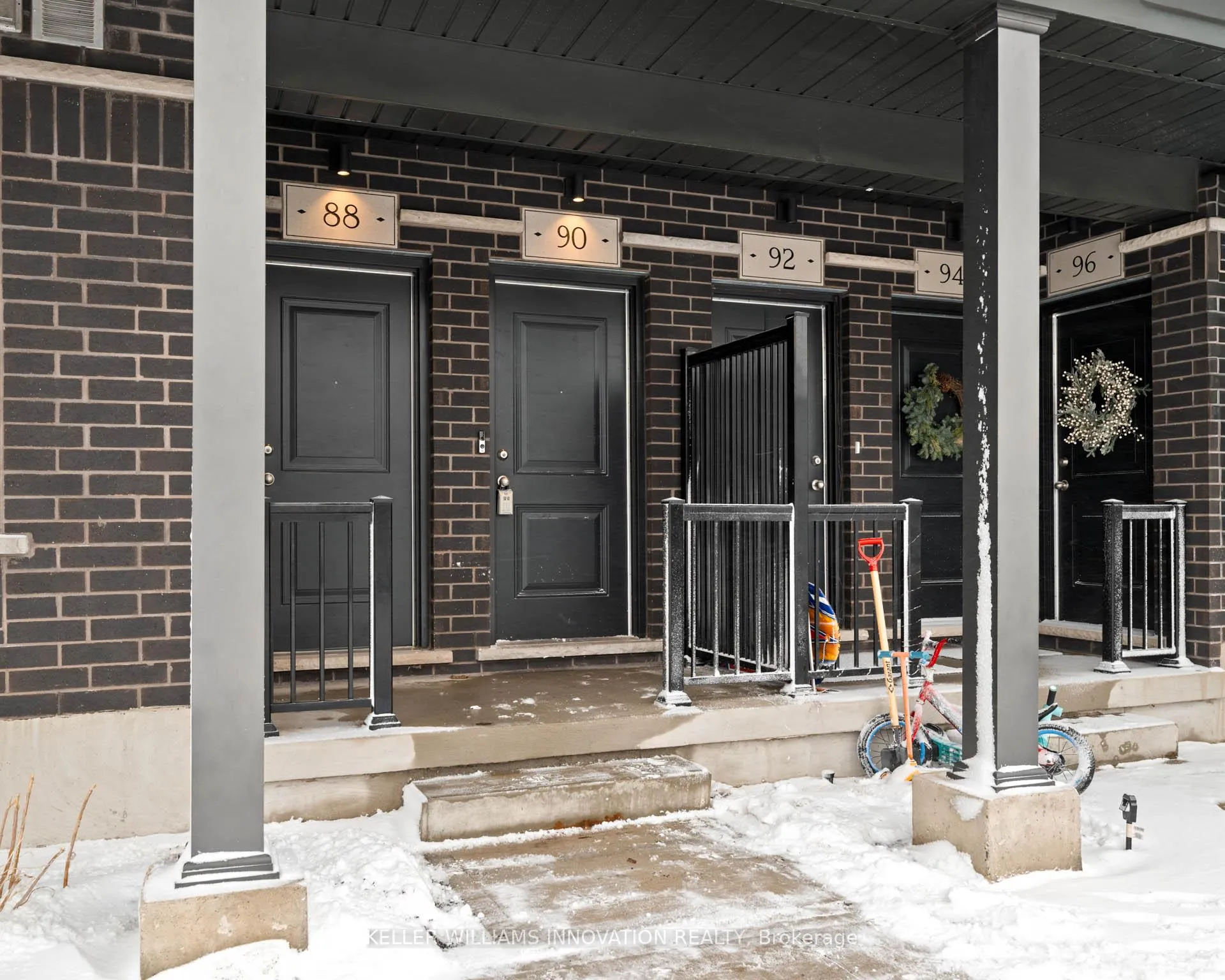 Photo 5 of 90 Wheat Lane, Kitchener — HOMEH