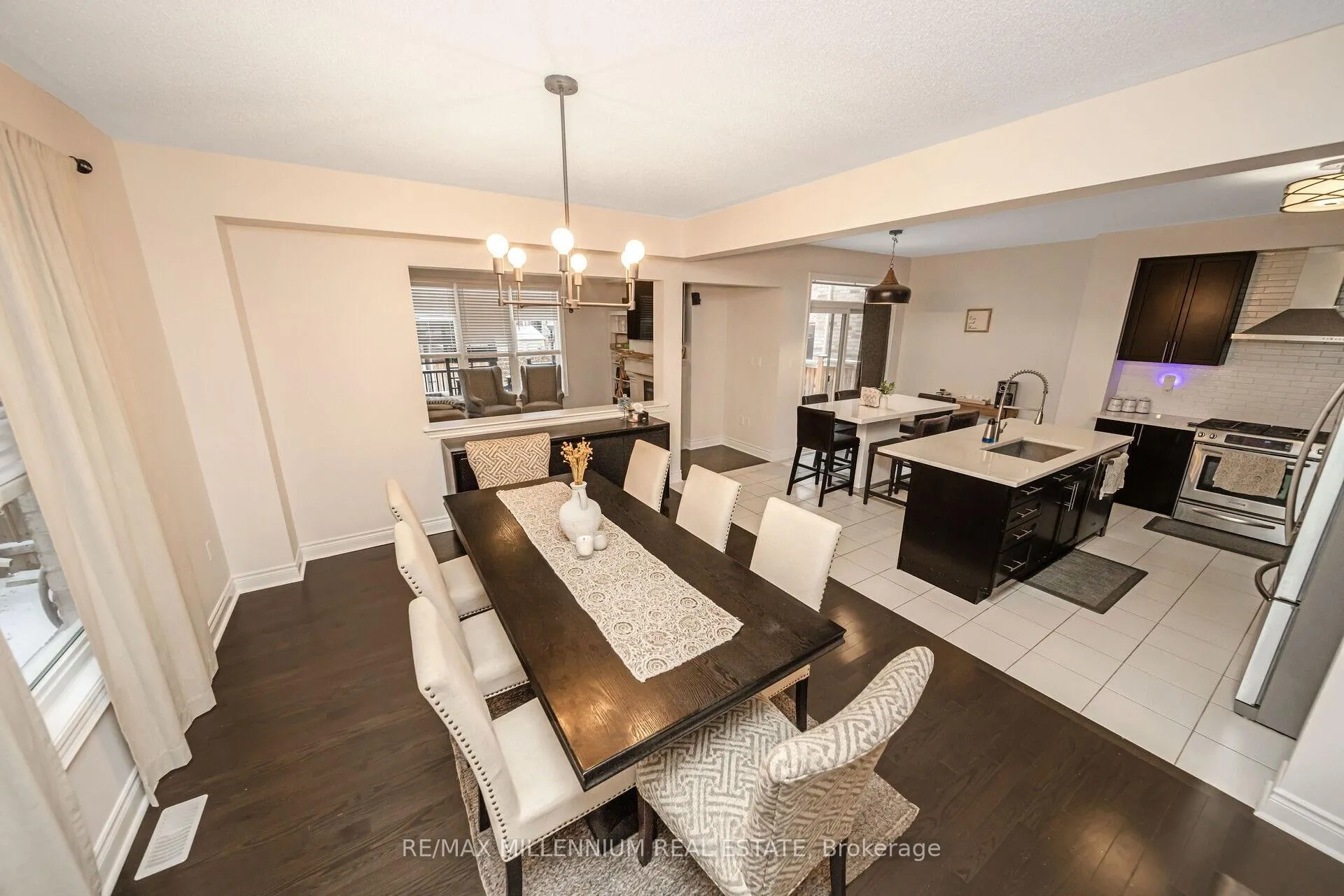 Photo 8 of 36 Elwin Road, Brampton, Credit Valley — HOMEH