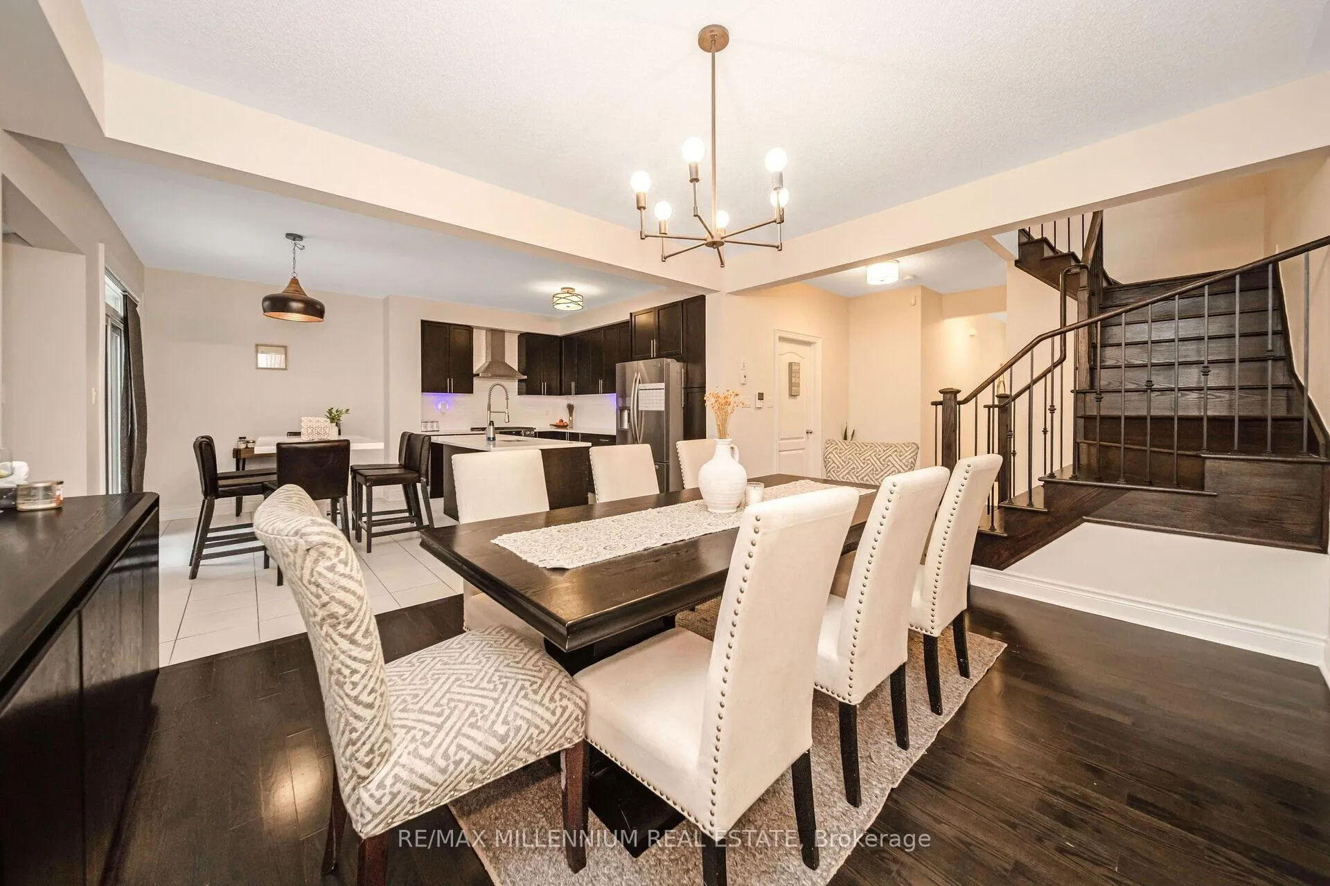 Photo 9 of 36 Elwin Road, Brampton, Credit Valley — HOMEH