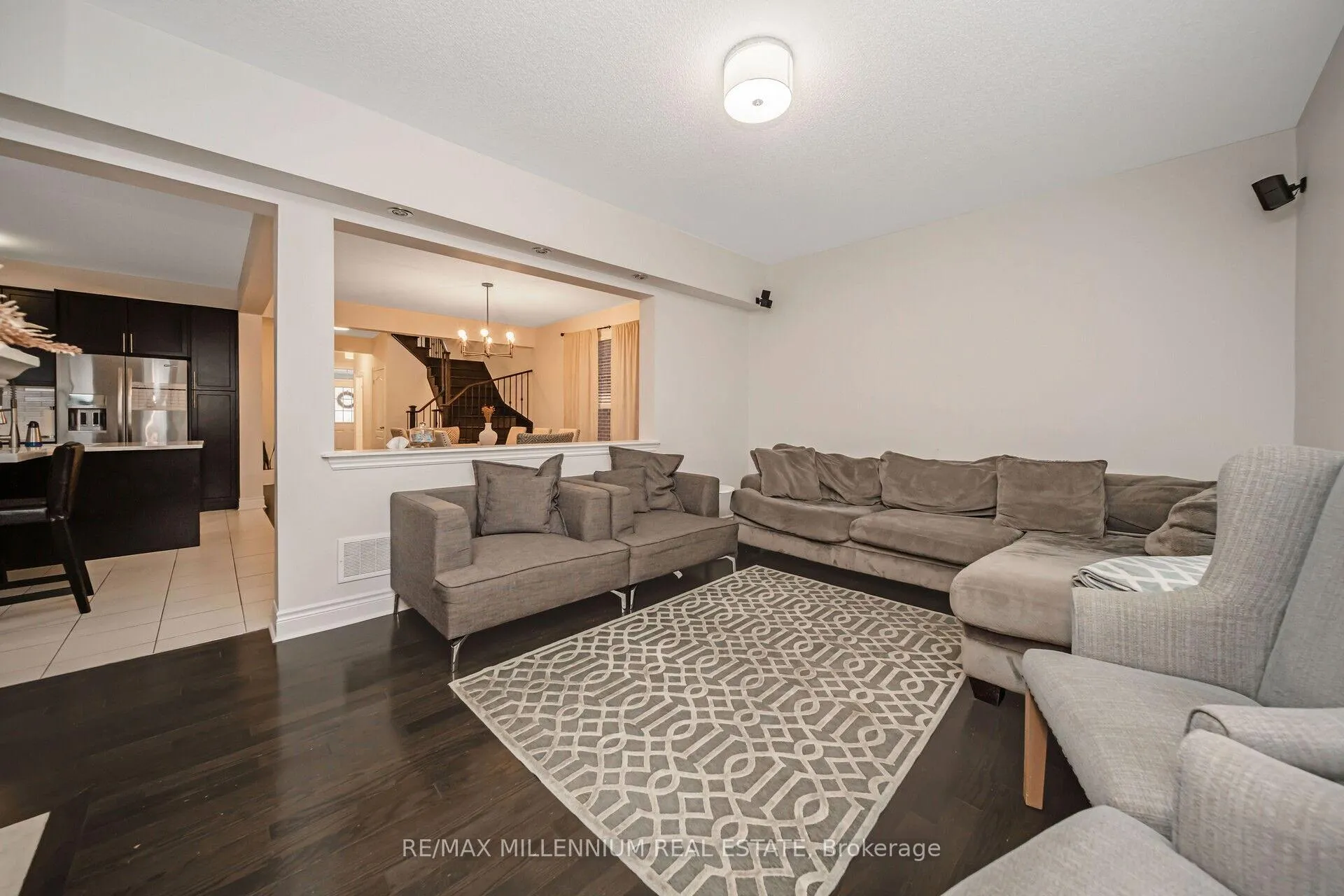 Photo 16 of 36 Elwin Road, Brampton, Credit Valley — HOMEH