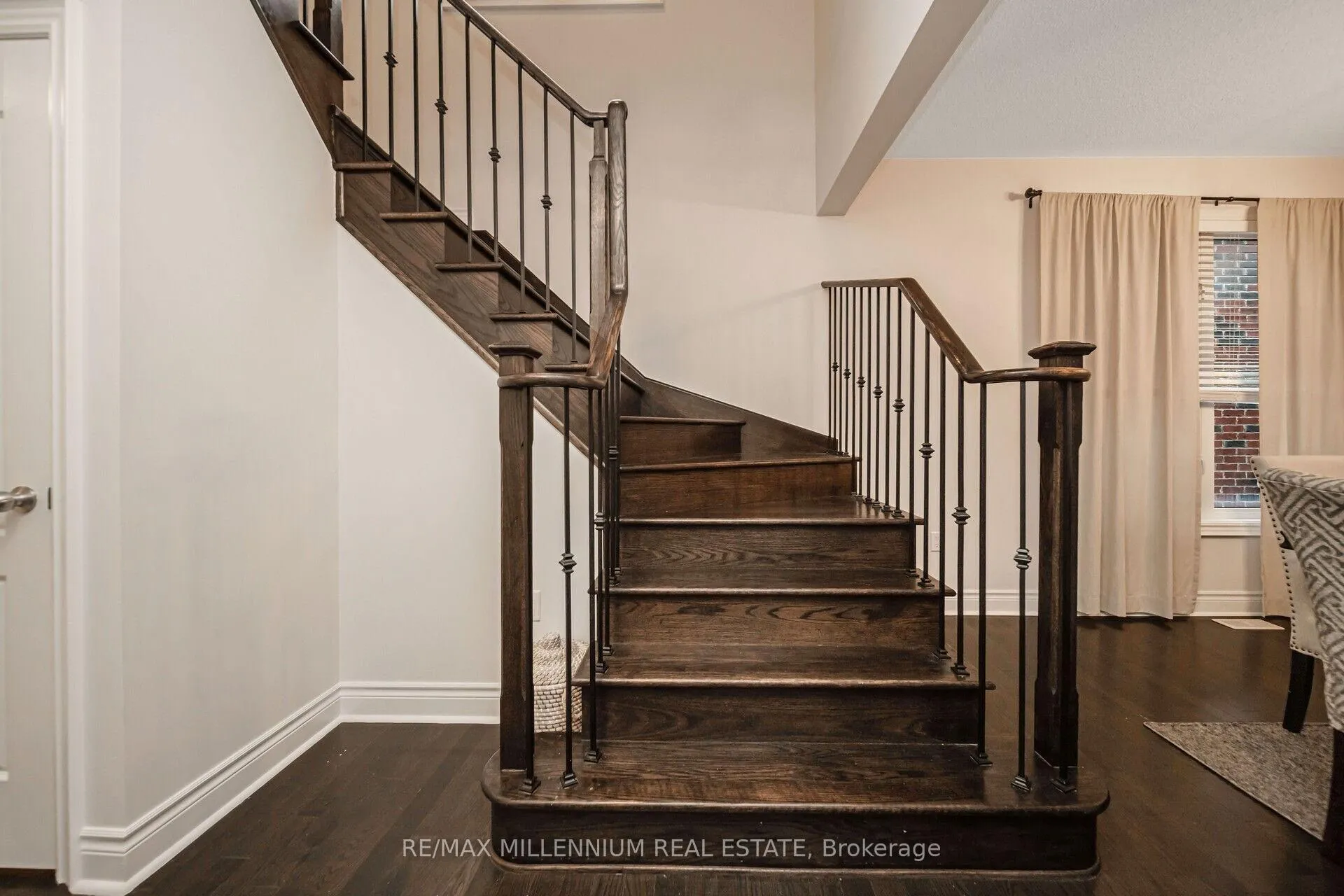 Photo 21 of 36 Elwin Road, Brampton, Credit Valley — HOMEH