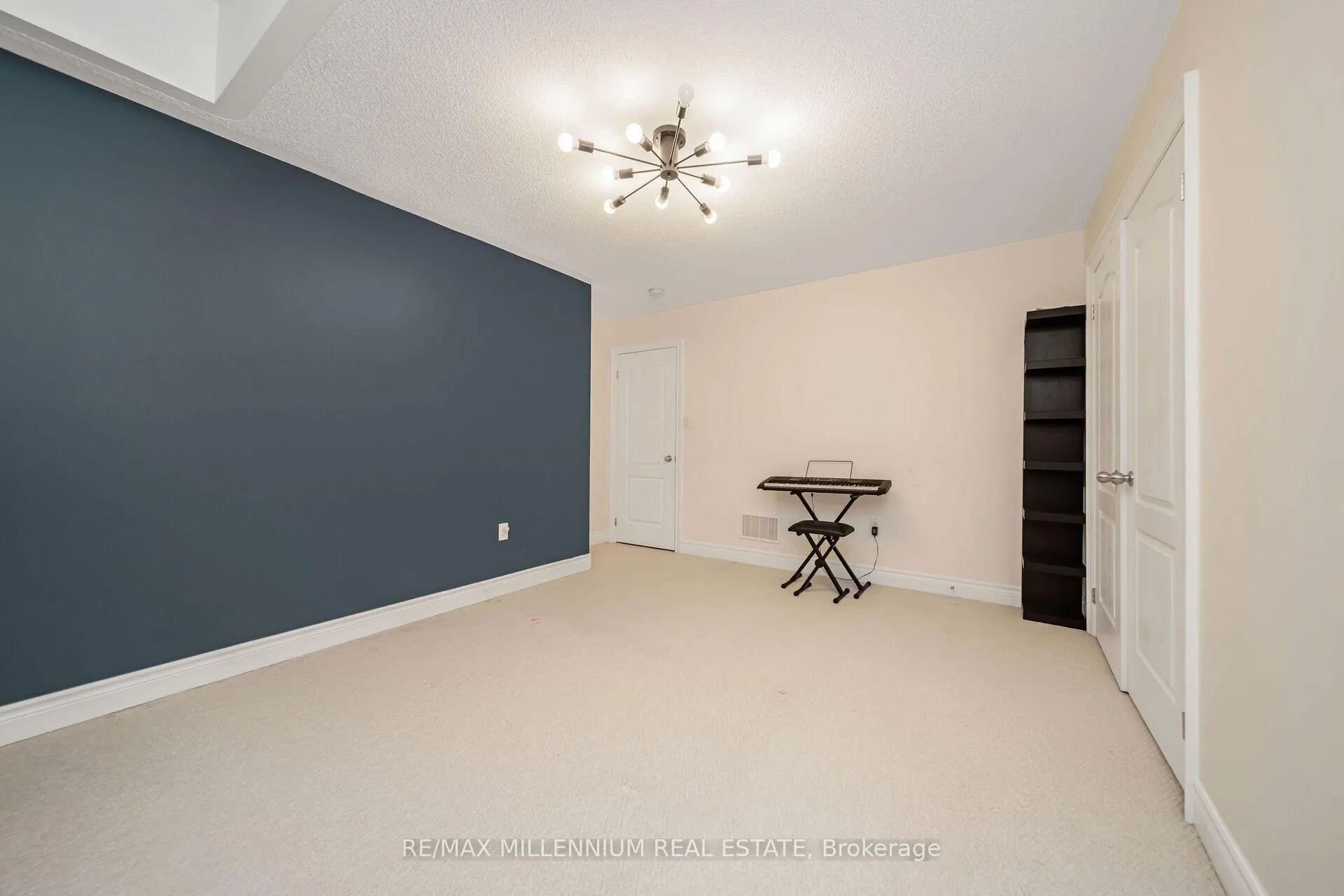 Photo 36 of 36 Elwin Road, Brampton, Credit Valley — HOMEH