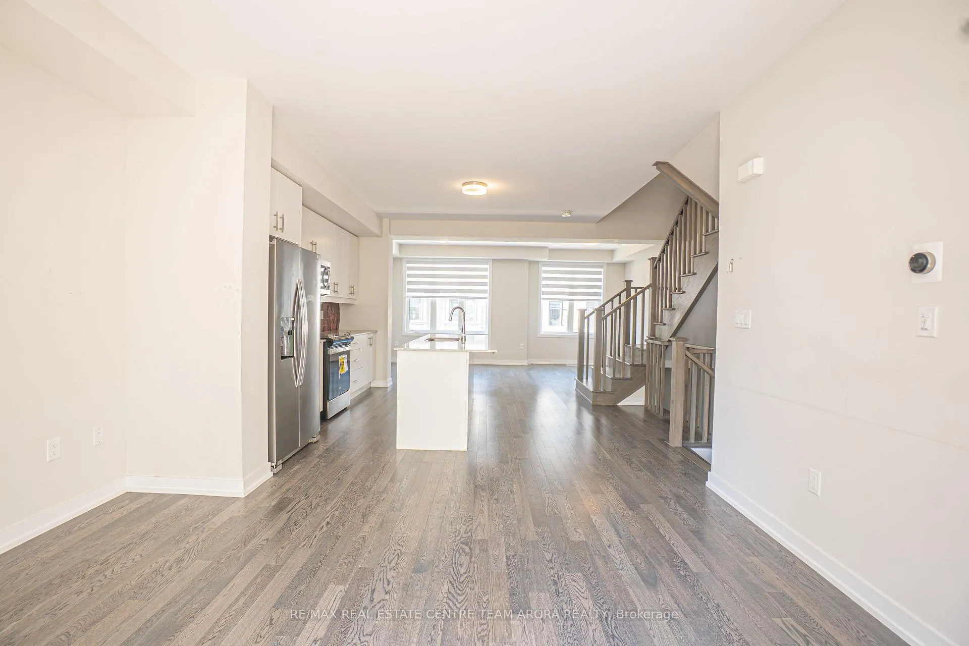 Photo 5 of 9 Folcroft Street, Brampton, Credit Valley — HOMEH