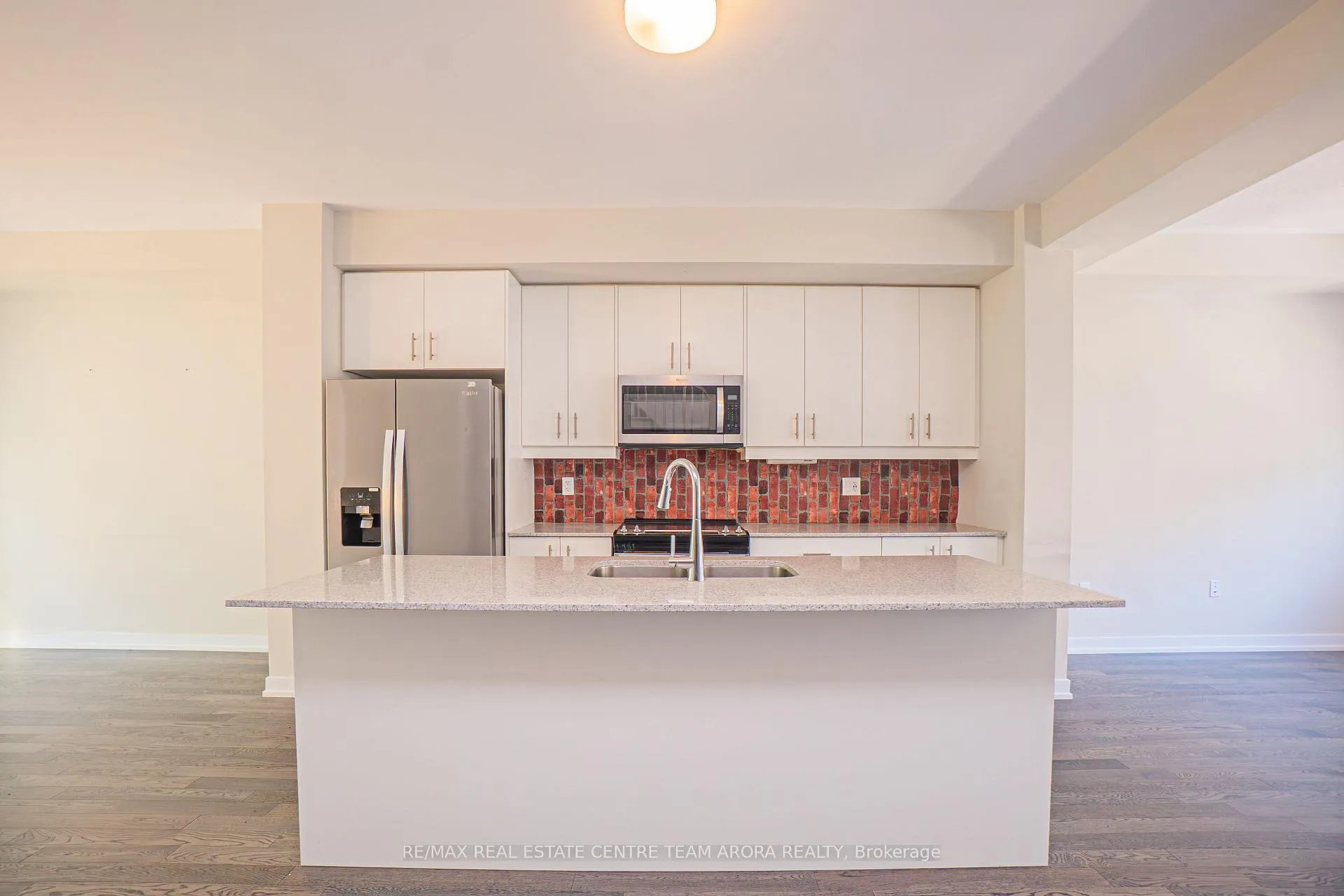 Photo 8 of 9 Folcroft Street, Brampton, Credit Valley — HOMEH