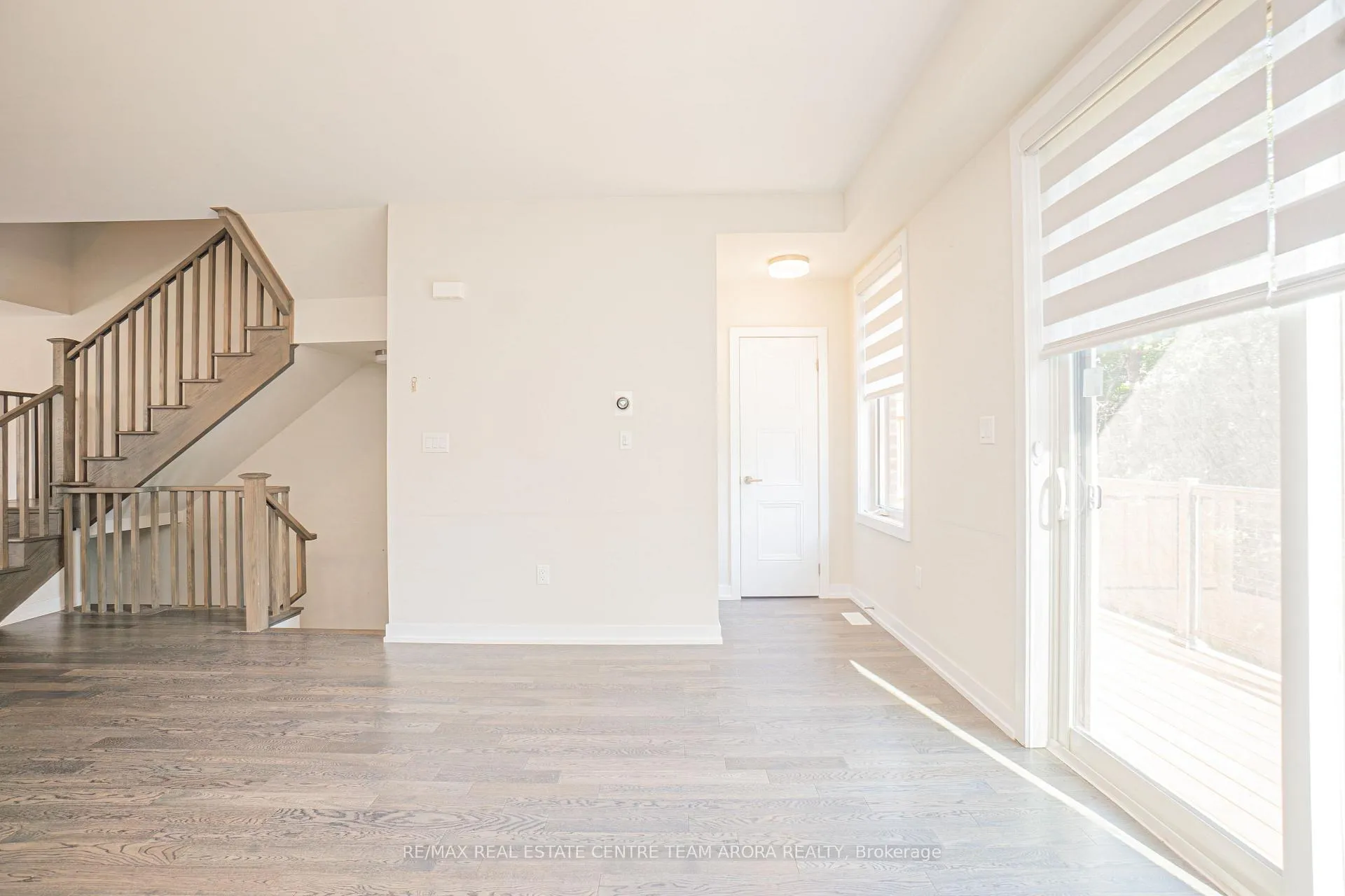 Photo 10 of 9 Folcroft Street, Brampton, Credit Valley — HOMEH