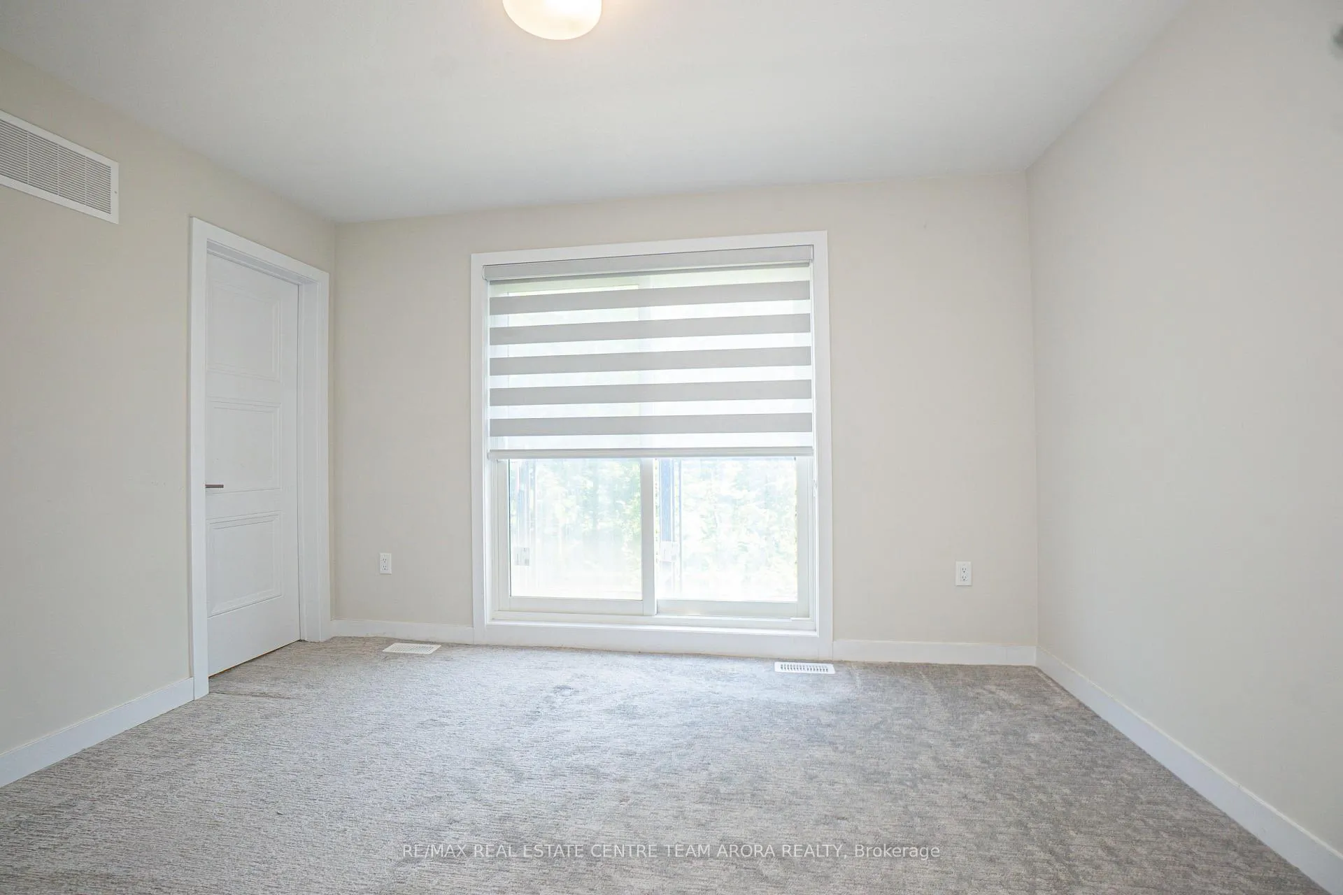 Photo 18 of 9 Folcroft Street, Brampton, Credit Valley — HOMEH