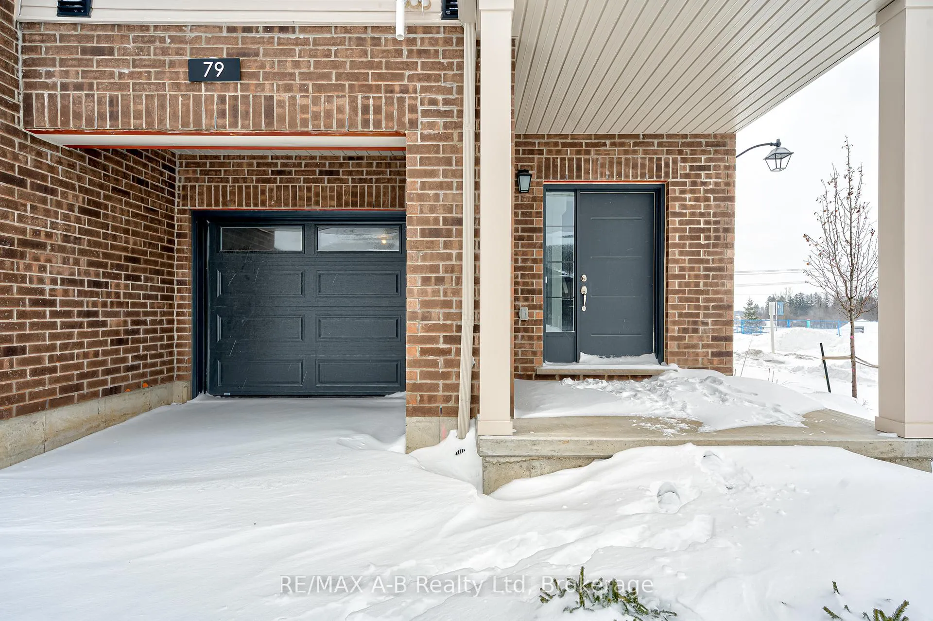 Photo 3 of 79 Cygnet Drive, Stratford — HOMEH