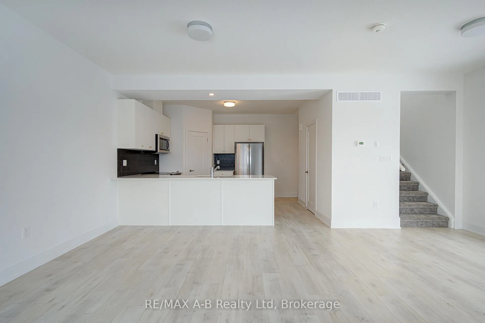 Photo 13 of 79 Cygnet Drive, Stratford — HOMEH