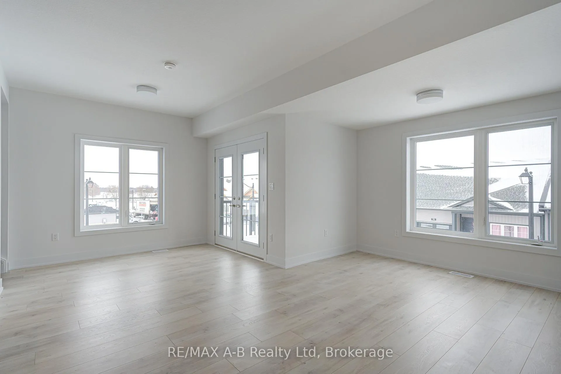 Photo 15 of 79 Cygnet Drive, Stratford — HOMEH