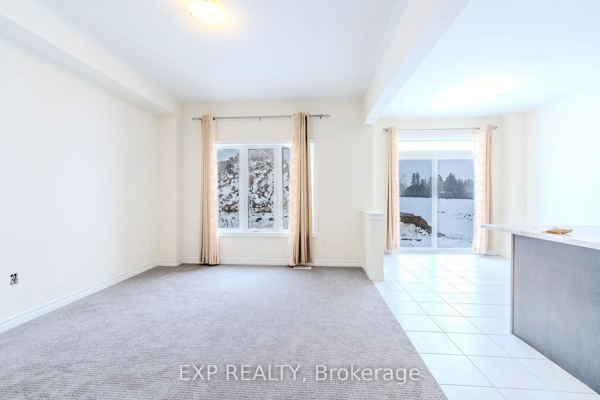 Photo 7 of 139 Robin Trail, Scugog, Port Perry — HOMEH