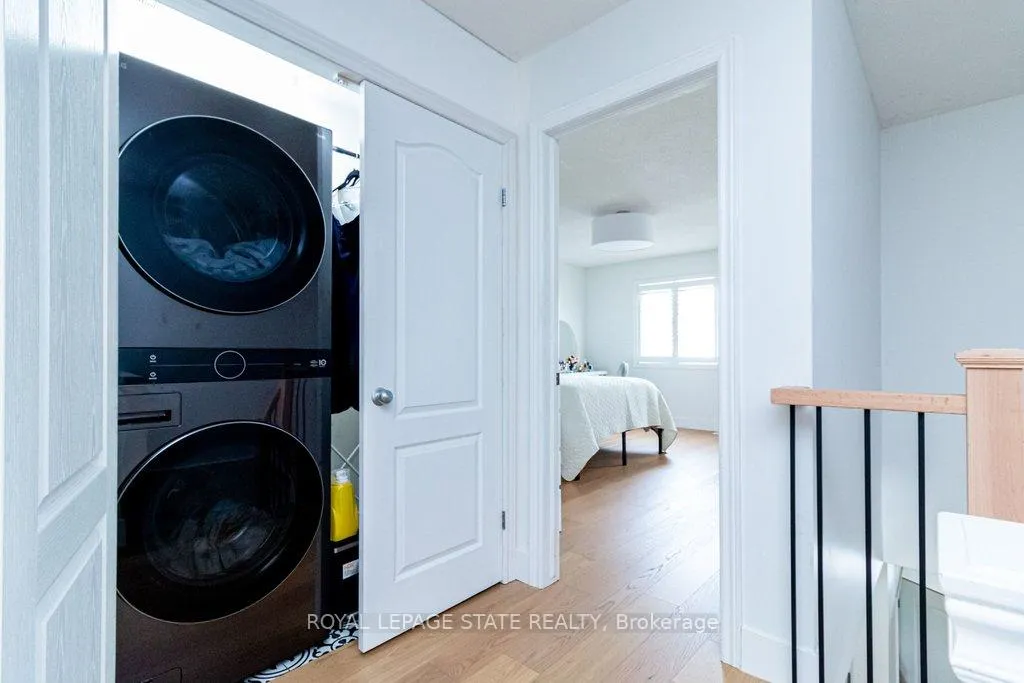 Photo 34 of Unit 48, 60 Cloverleaf Drive, Hamilton, Meadowlands — HOMEH