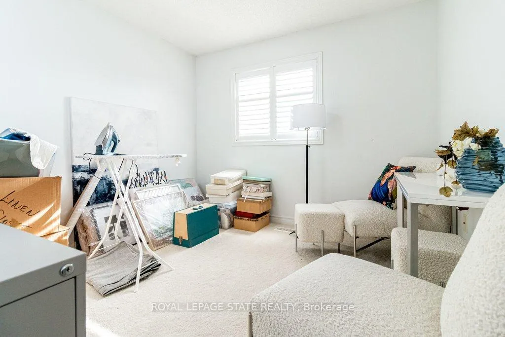 Photo 37 of Unit 48, 60 Cloverleaf Drive, Hamilton, Meadowlands — HOMEH
