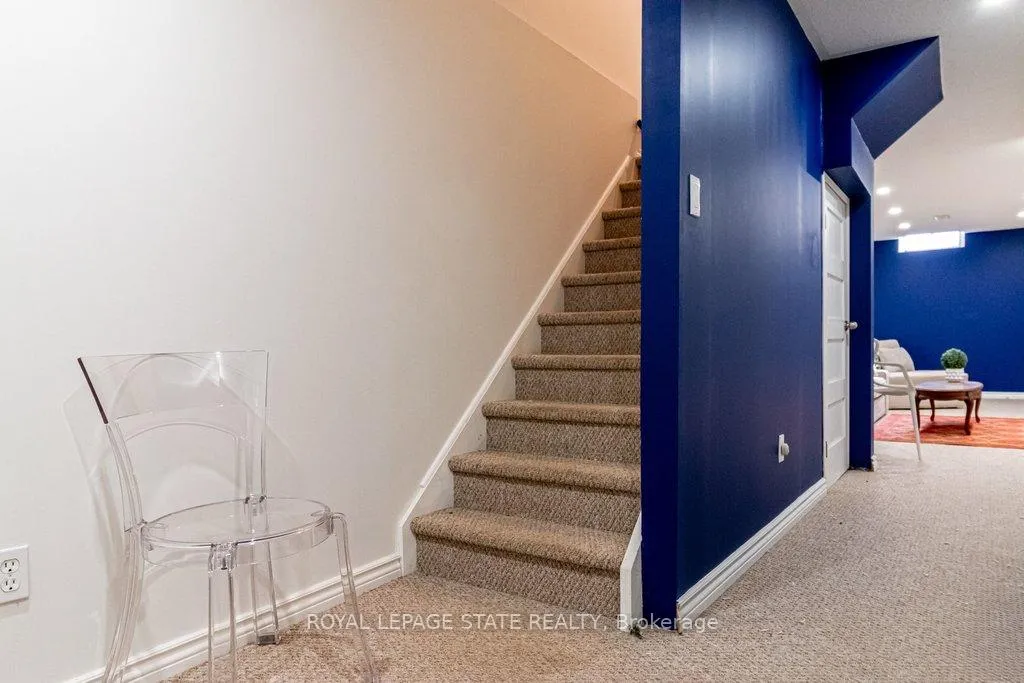 Photo 40 of Unit 48, 60 Cloverleaf Drive, Hamilton, Meadowlands — HOMEH