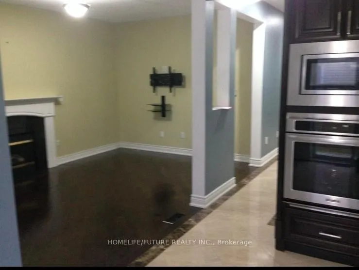 Photo 4 of Unit Main, 23 Eastvale Drive, Markham, Cedarwood — HOMEH