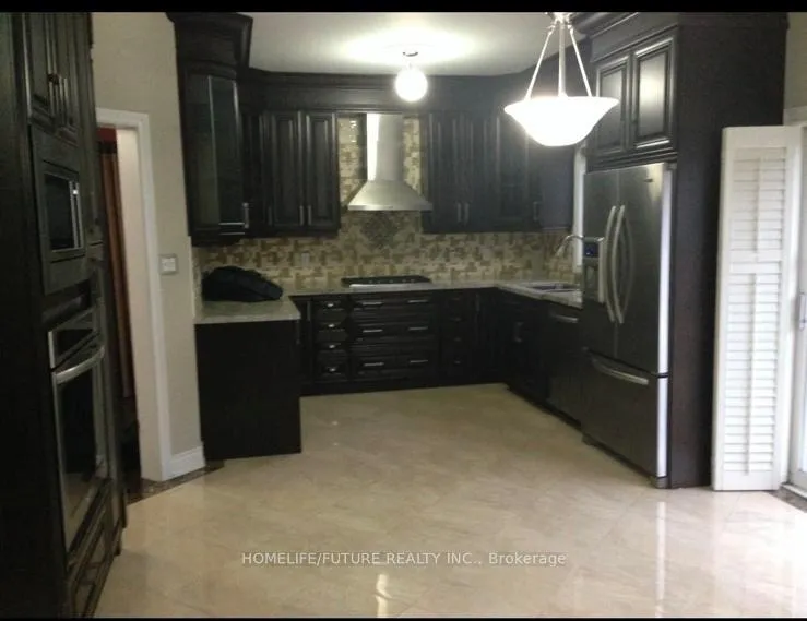Photo 6 of Unit Main, 23 Eastvale Drive, Markham, Cedarwood — HOMEH