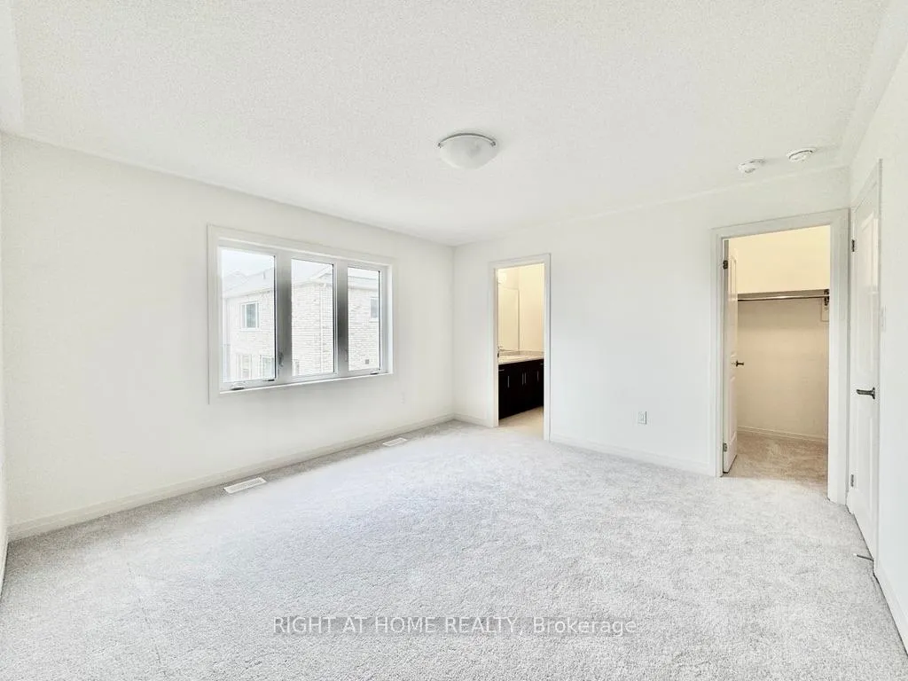 Photo 8 of 107 Sagewood Avenue, Barrie, Painswick South — HOMEH