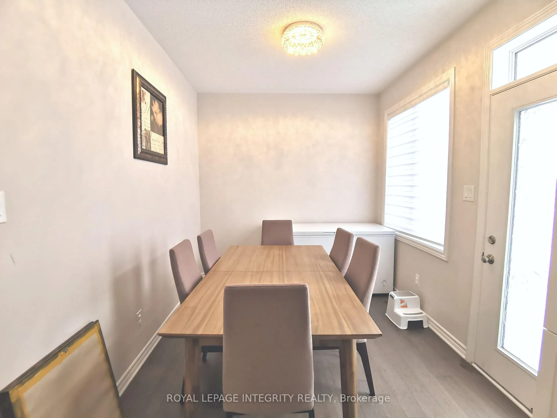 Photo 8 of 52 Focality Crescent, Ottawa, Barrhaven - Half Moon Bay — HOMEH