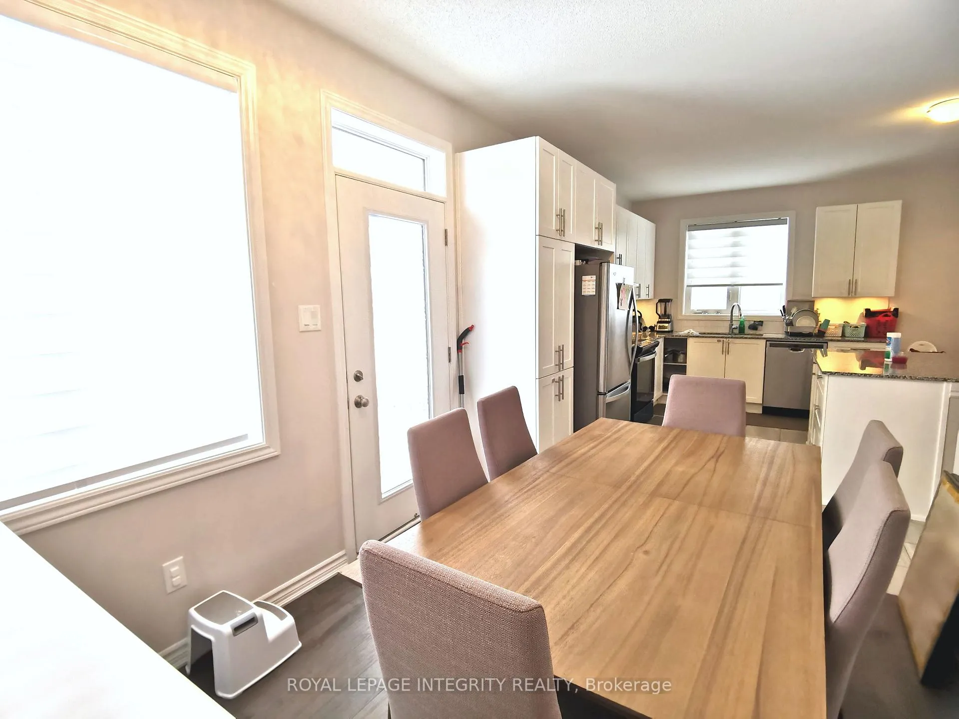 Photo 9 of 52 Focality Crescent, Ottawa, Barrhaven - Half Moon Bay — HOMEH