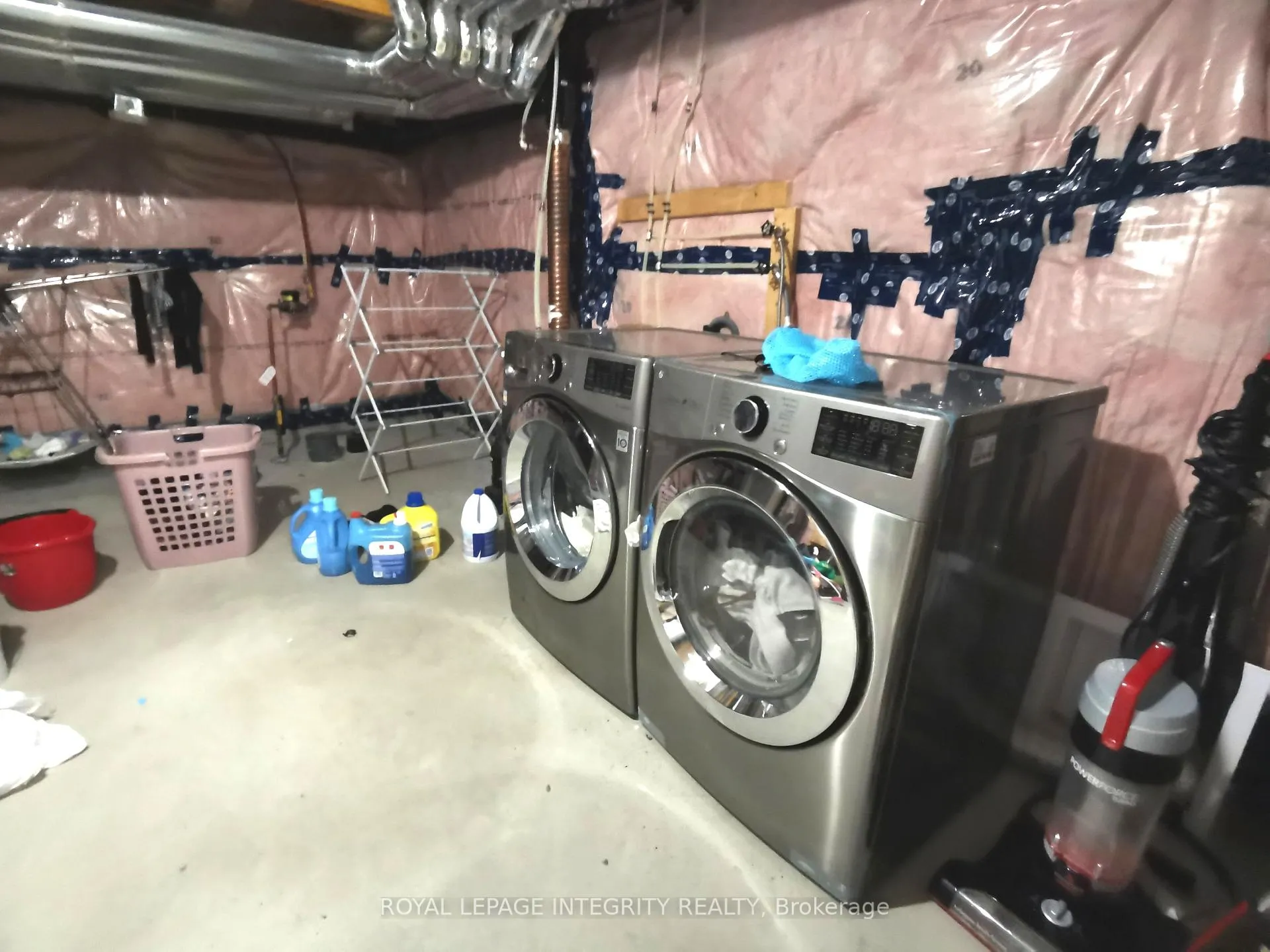 Photo 28 of 52 Focality Crescent, Ottawa, Barrhaven - Half Moon Bay — HOMEH