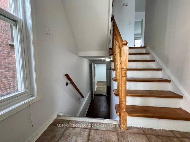 Photo 3 of 36 Amberhill Way, Aurora, Bayview Wellington — HOMEH