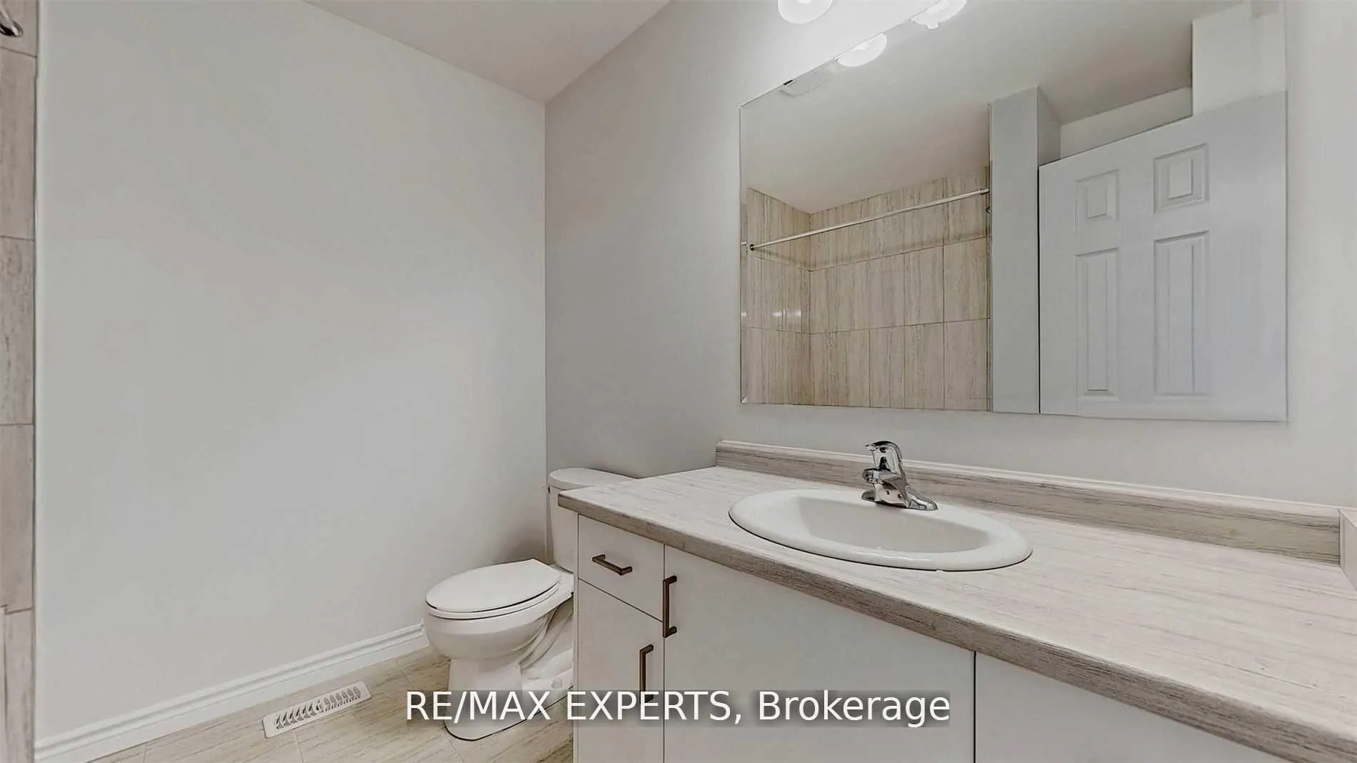 Photo 16 of 374 Bradshaw Drive, Stratford — HOMEH