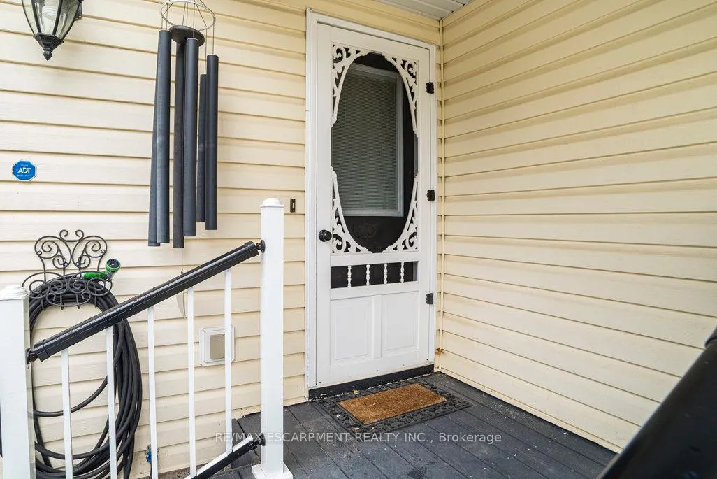 Photo 1 of Unit Lower, 3215 Cemetery Road, Hamilton, Rural Glanbrook — HOMEH