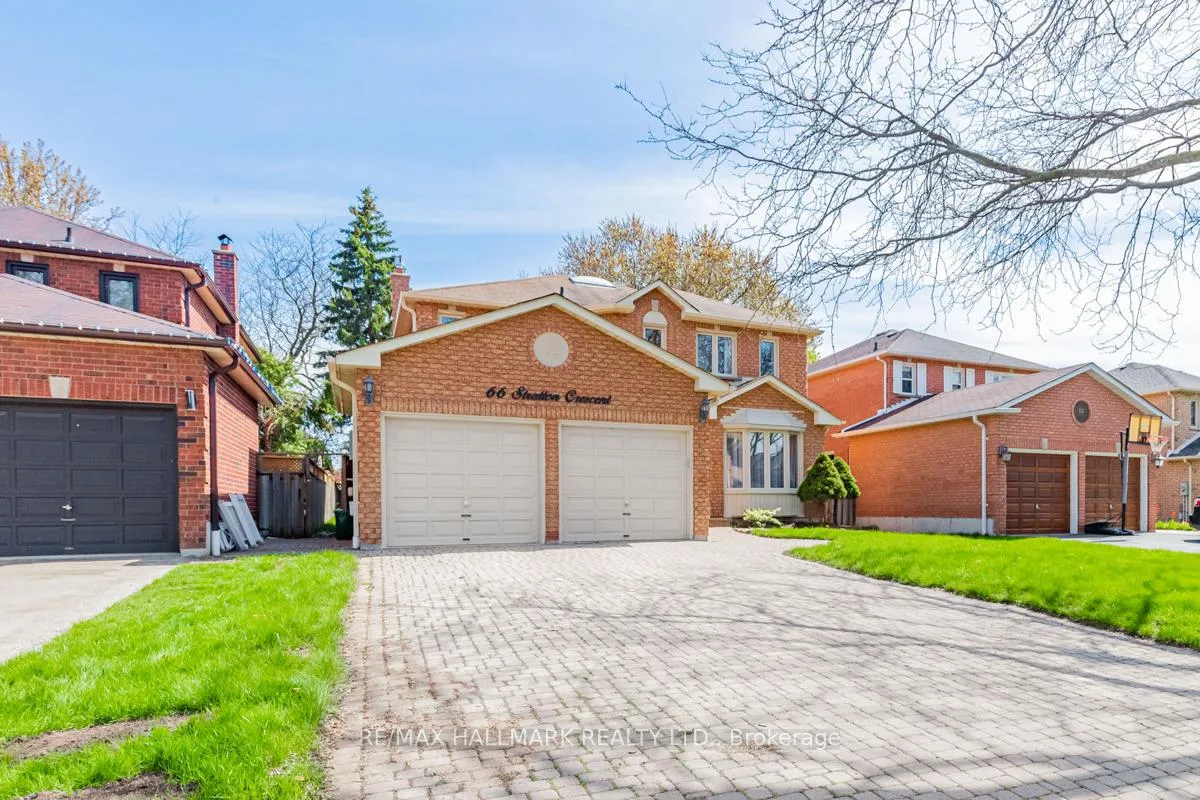 Photo 2 of 66 Stratton Crescent, Whitby, Rolling Acres — HOMEH