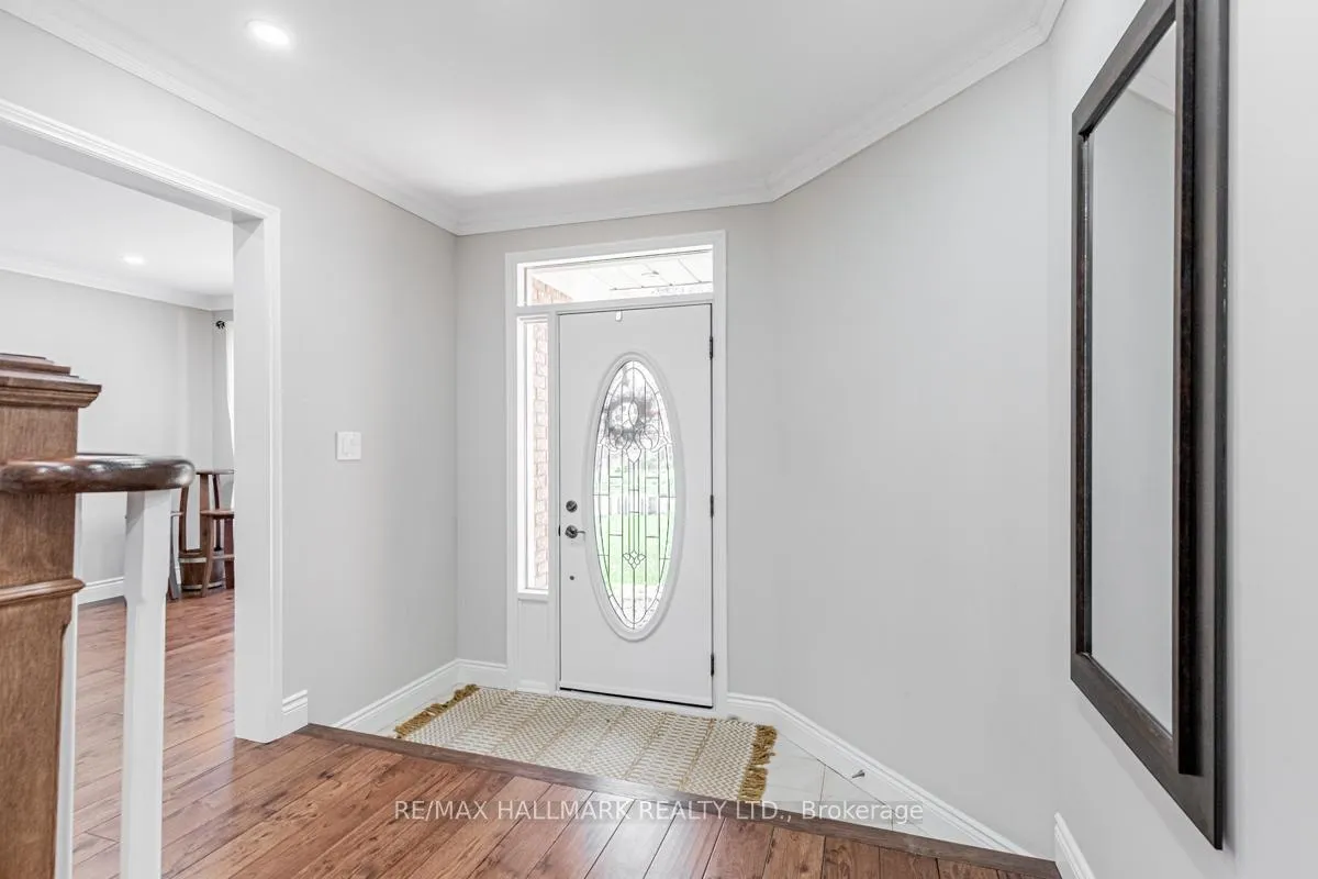 Photo 5 of 66 Stratton Crescent, Whitby, Rolling Acres — HOMEH