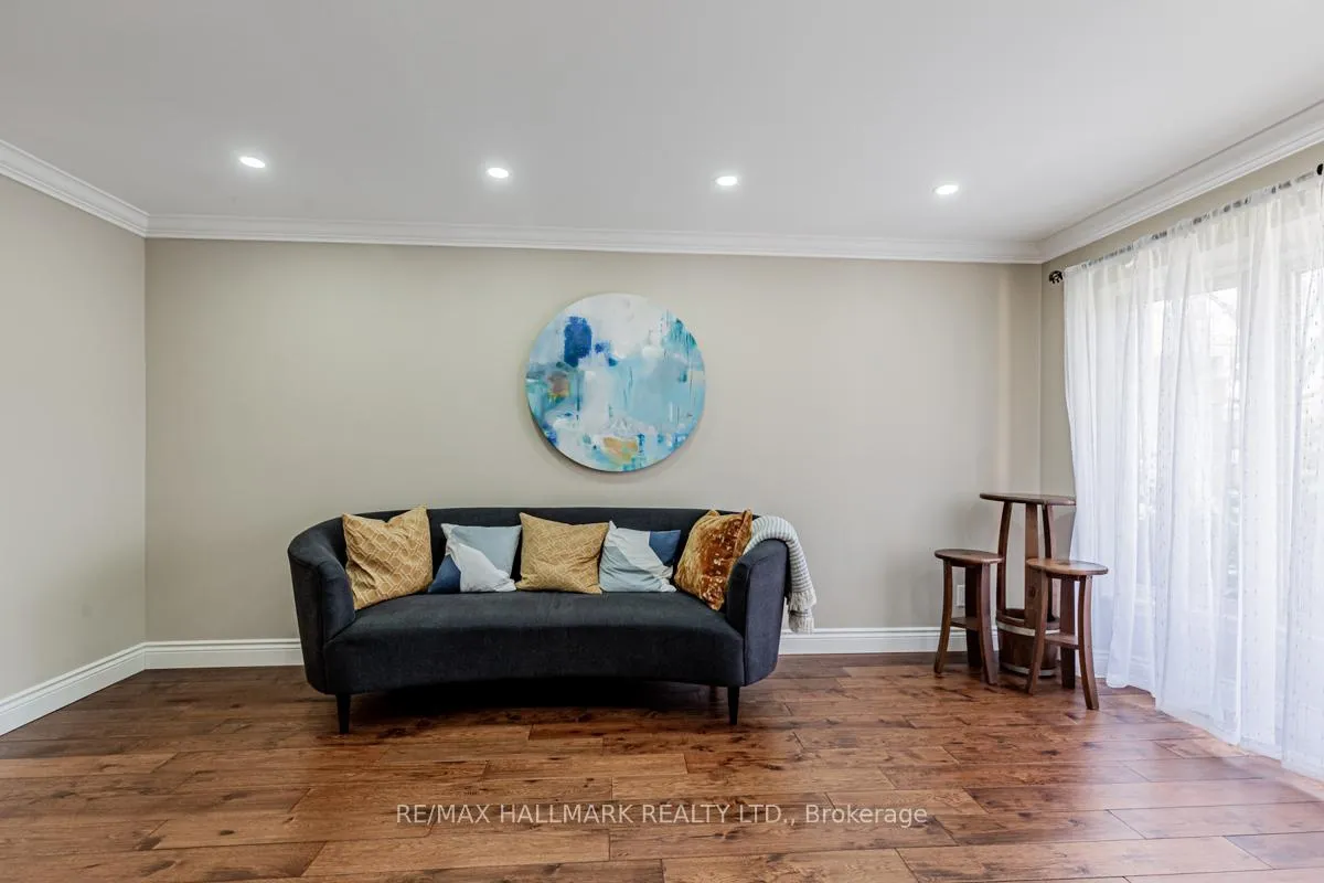 Photo 6 of 66 Stratton Crescent, Whitby, Rolling Acres — HOMEH