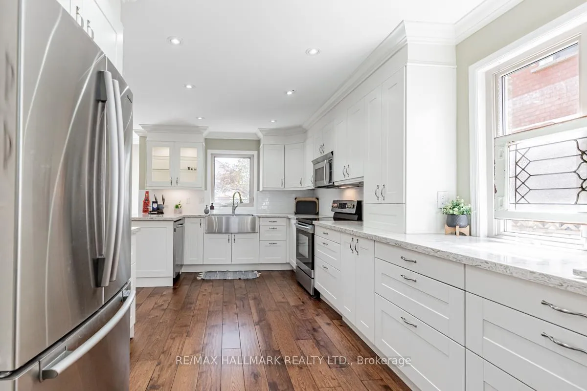 Photo 9 of 66 Stratton Crescent, Whitby, Rolling Acres — HOMEH