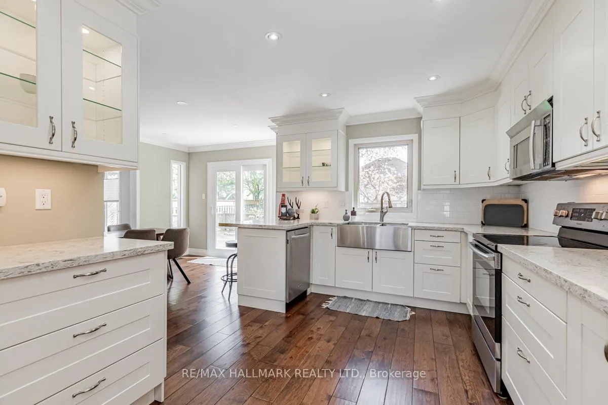 Photo 10 of 66 Stratton Crescent, Whitby, Rolling Acres — HOMEH