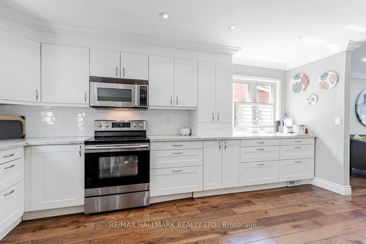 Photo 11 of 66 Stratton Crescent, Whitby, Rolling Acres — HOMEH