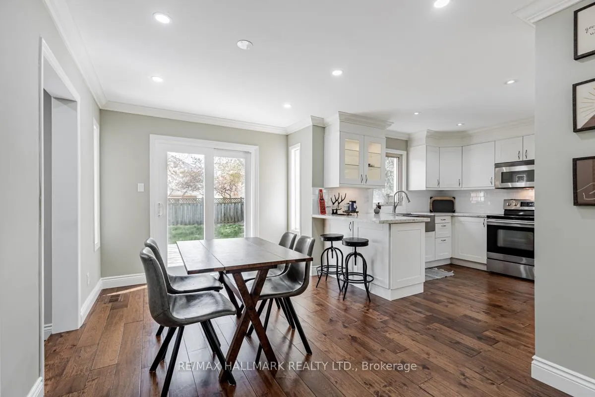 Photo 13 of 66 Stratton Crescent, Whitby, Rolling Acres — HOMEH