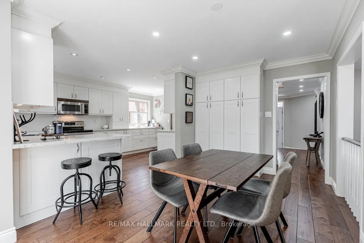 Photo 14 of 66 Stratton Crescent, Whitby, Rolling Acres — HOMEH