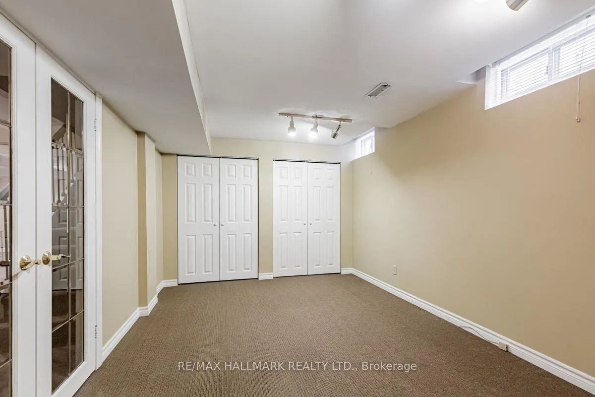 Photo 36 of 66 Stratton Crescent, Whitby, Rolling Acres — HOMEH