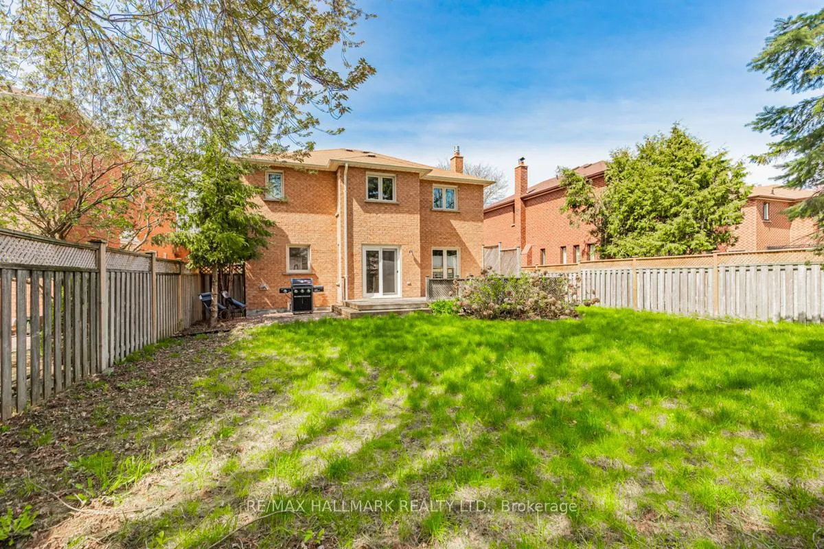 Photo 39 of 66 Stratton Crescent, Whitby, Rolling Acres — HOMEH