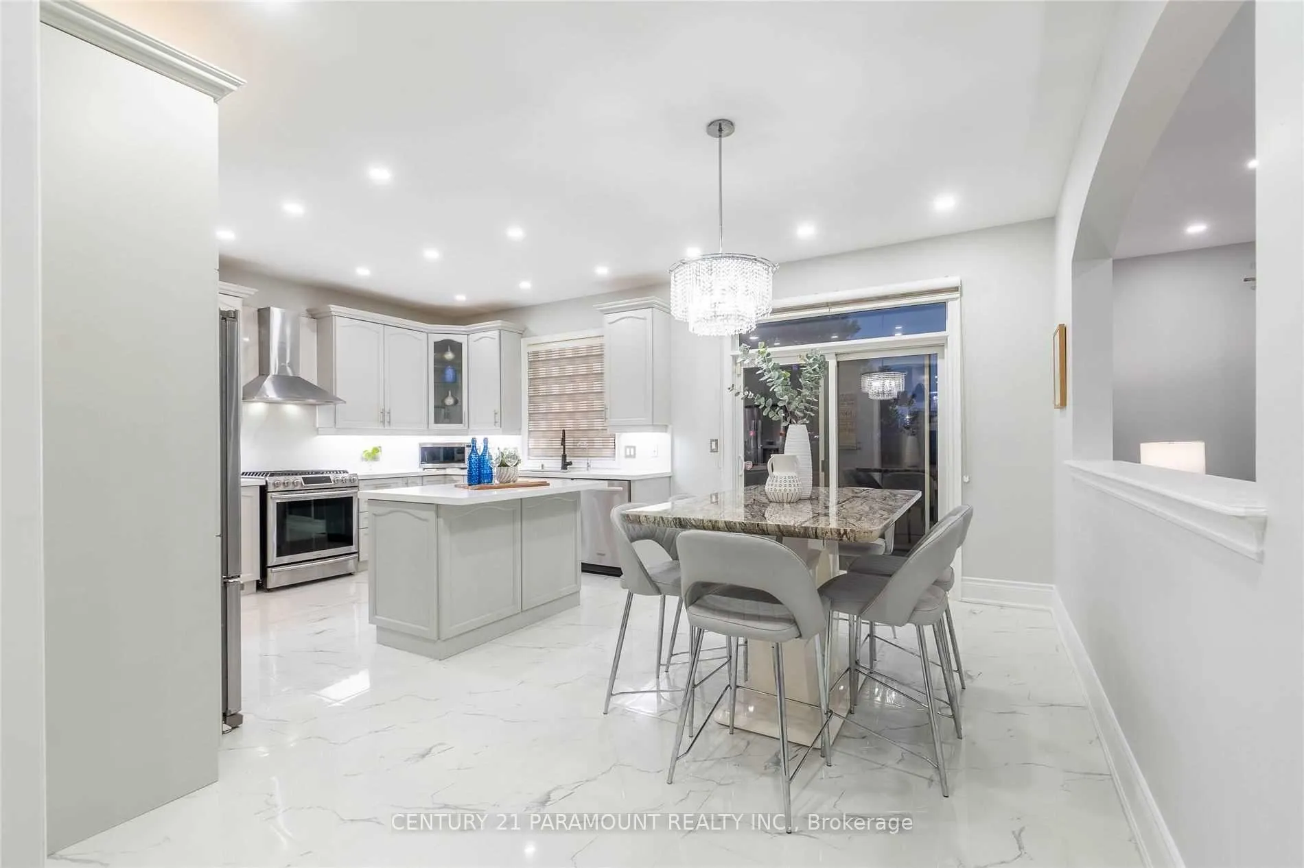 Photo 9 of 82 Leparc Road, Brampton, Vales of Castlemore North — HOMEH