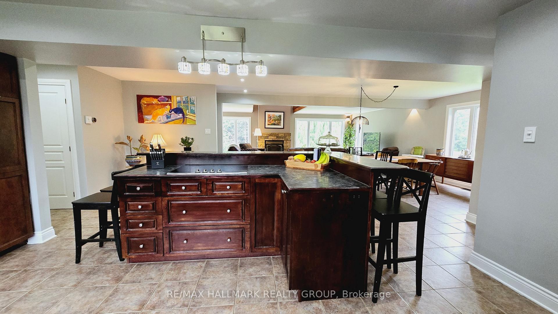 Photo 7 of 103 Lady Slipper Way, Ottawa, Huntley Ward (South West) — HOMEH