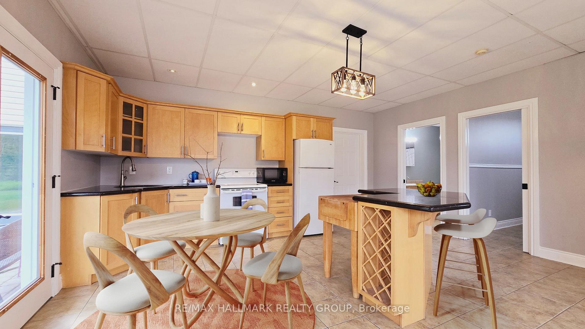 Photo 30 of 103 Lady Slipper Way, Ottawa, Huntley Ward (South West) — HOMEH