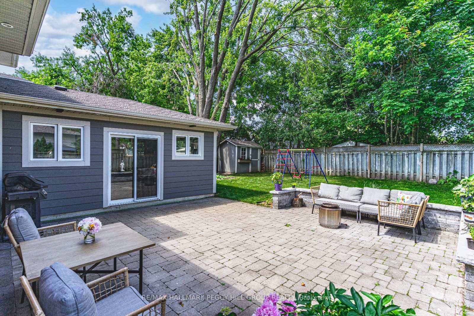 Photo 13 of 10 Jill's Court, Barrie, Grove East — HOMEH