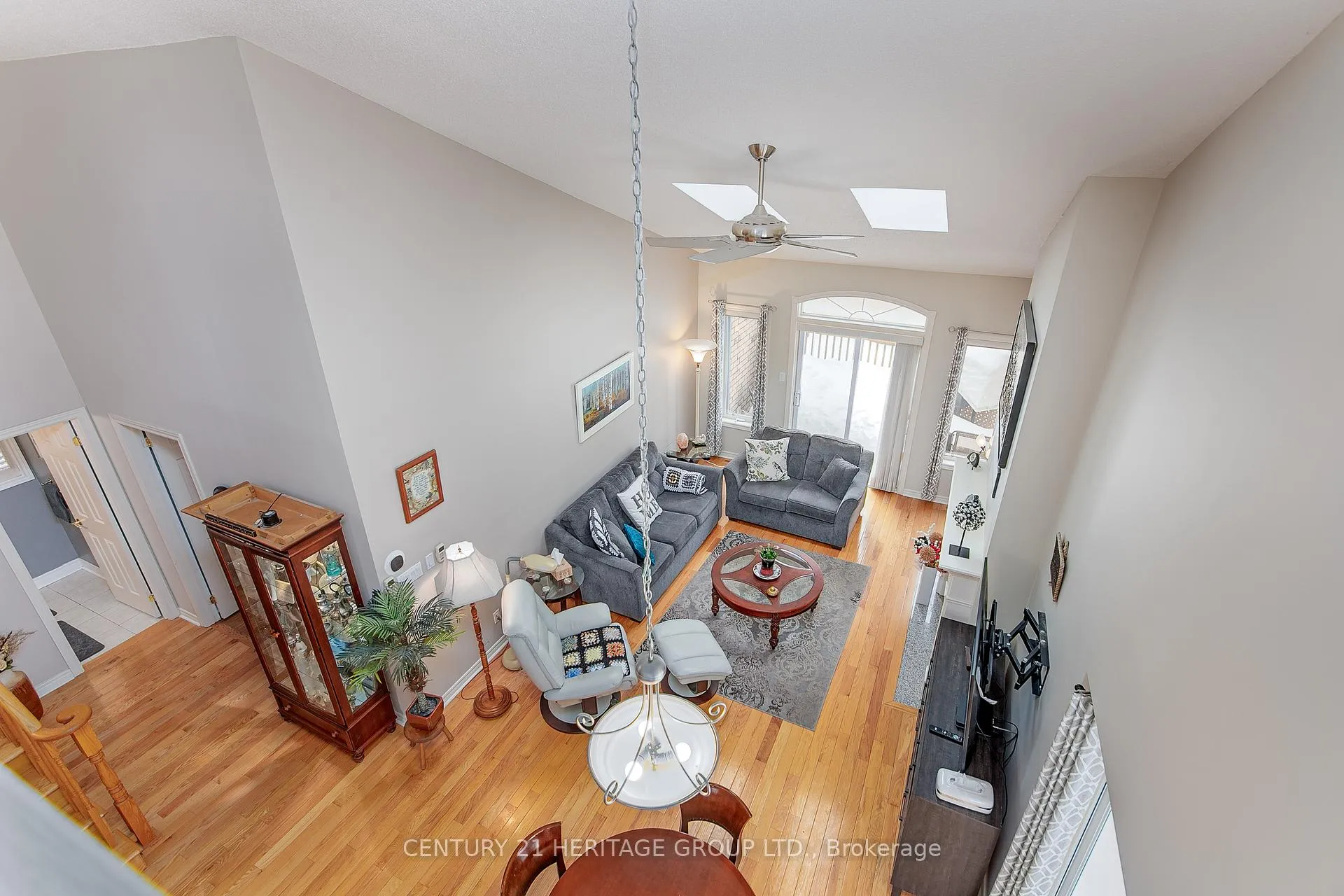 Photo 21 of 4 Artisan Lane, New Tecumseth, Alliston — HOMEH