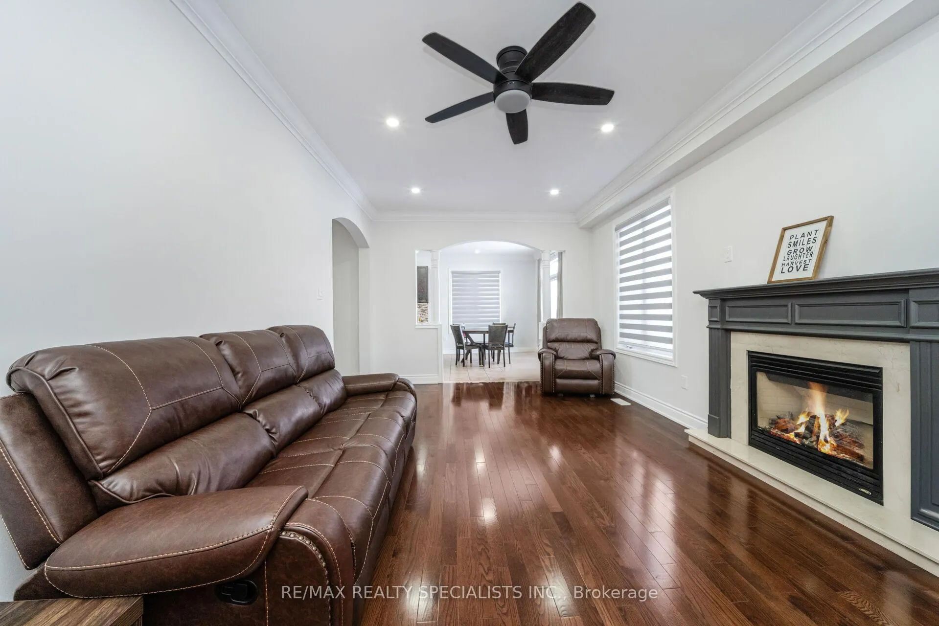 Photo 13 of 21 Quatro Crescent, Brampton, Bram East — HOMEH
